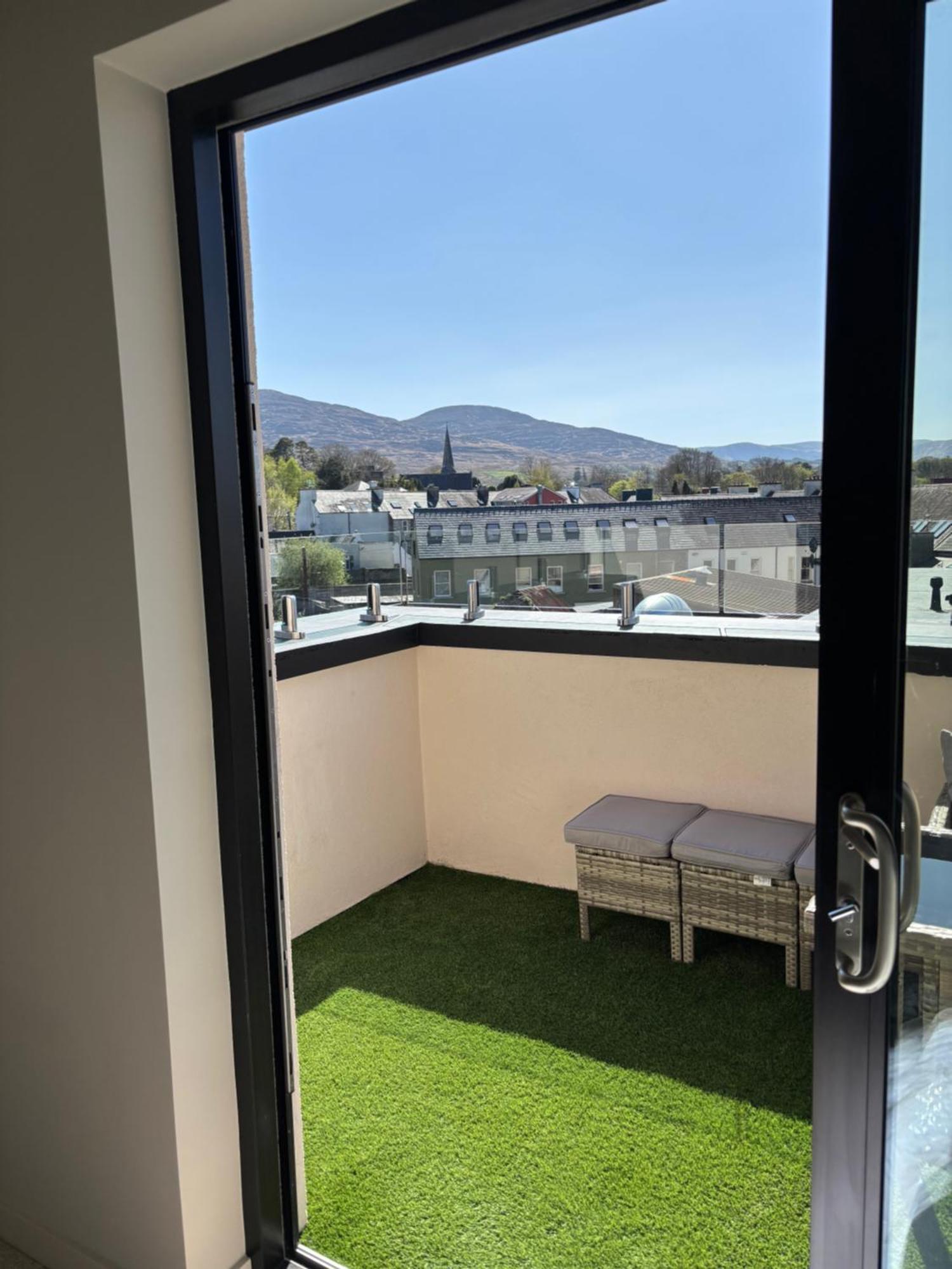 Suite with Mountain View