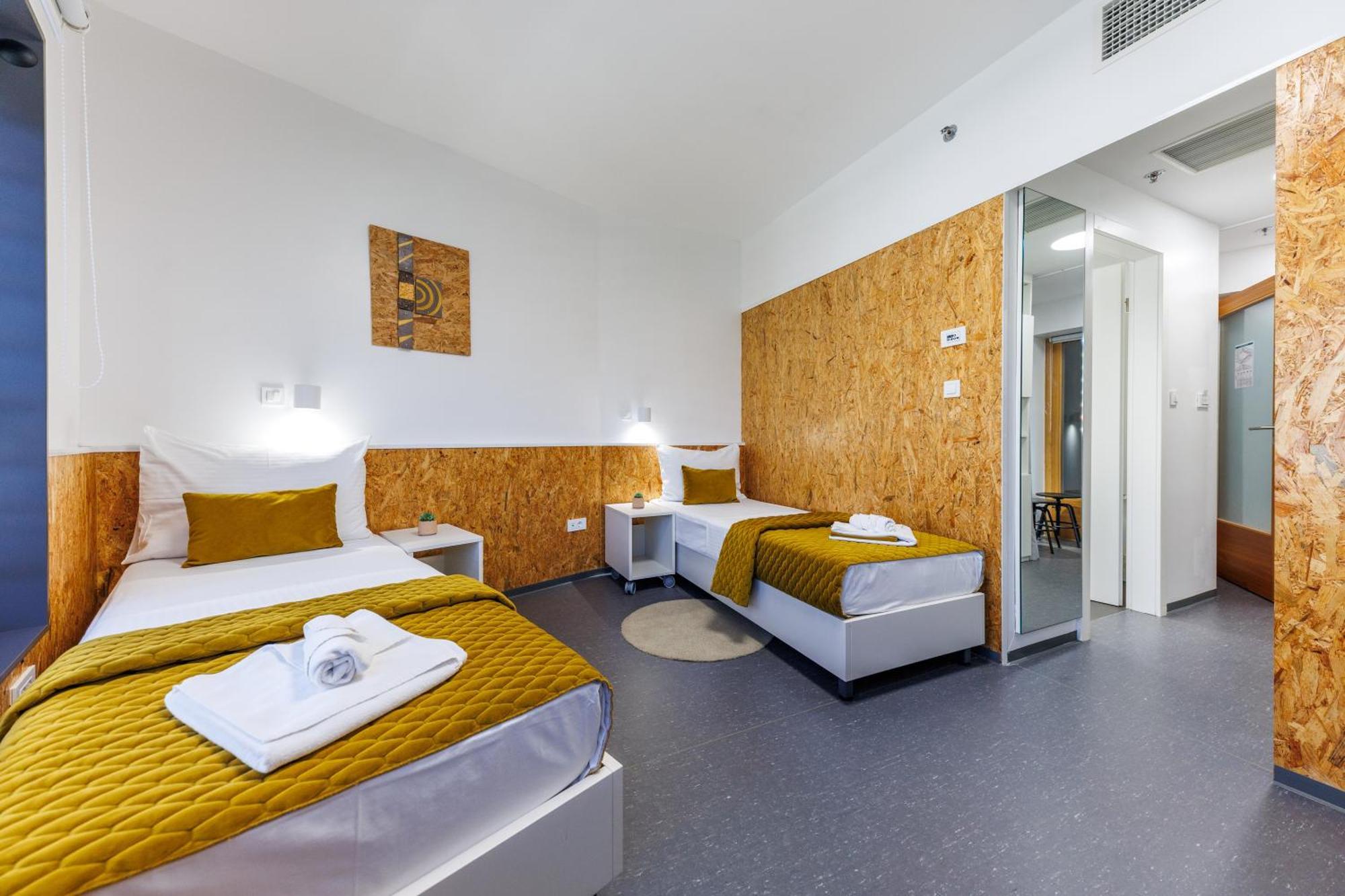 Double or Twin Room,1681874079:JPEG