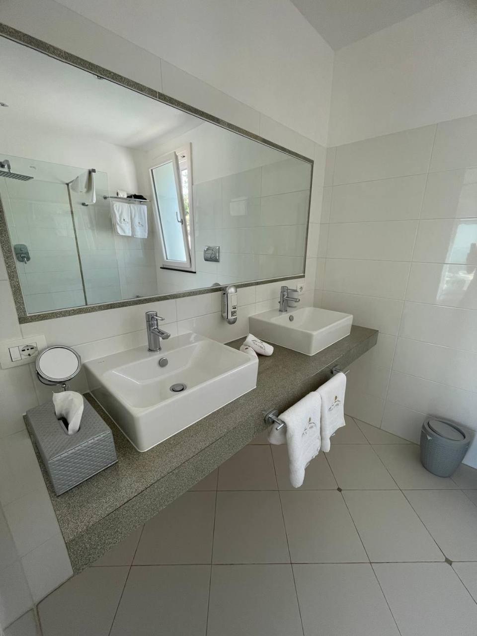 Deluxe Room Sea View