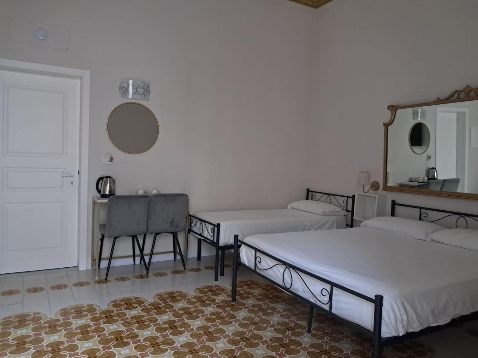 Deluxe Quadruple Room