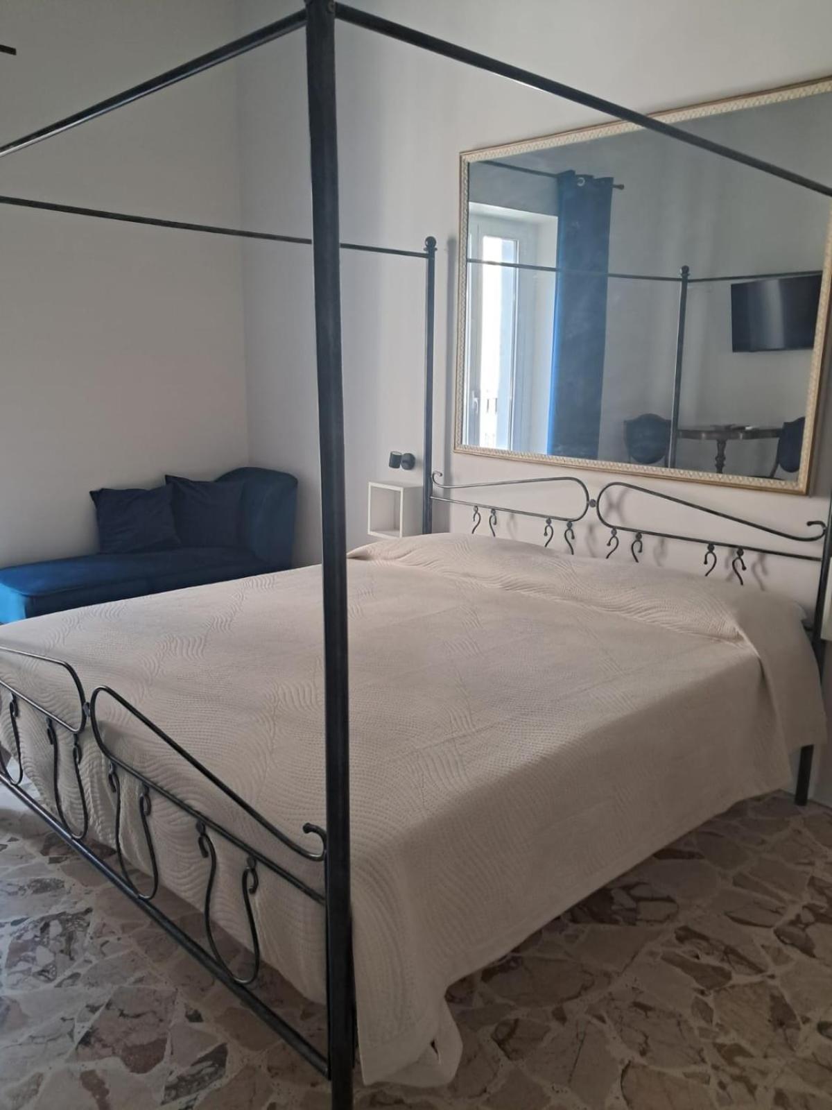 King Room Spa Bath