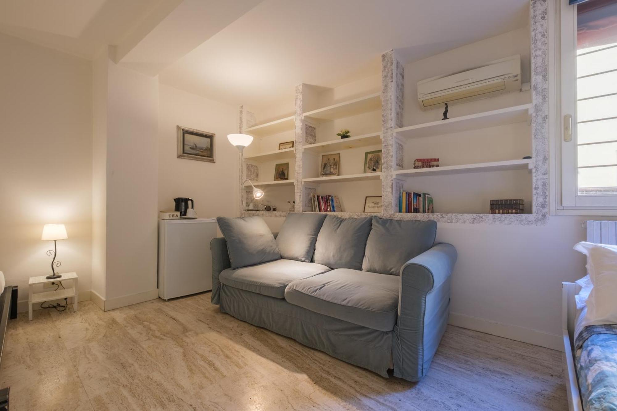 Triple Room with Private External Bathroom