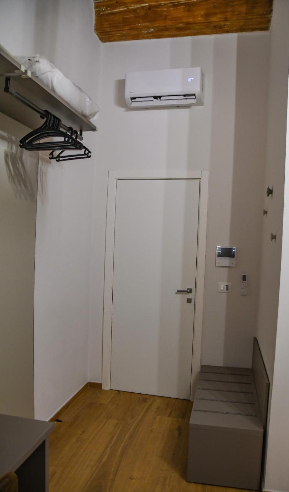 Double Room Private Bathroom