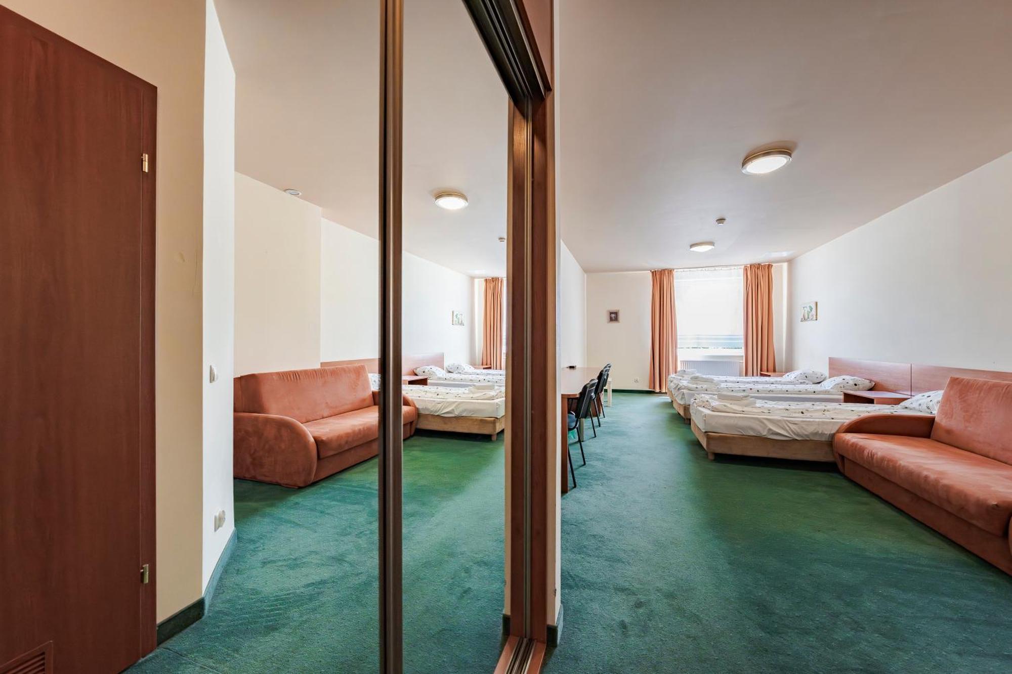 Quadruple Room,1690772379:JPEG