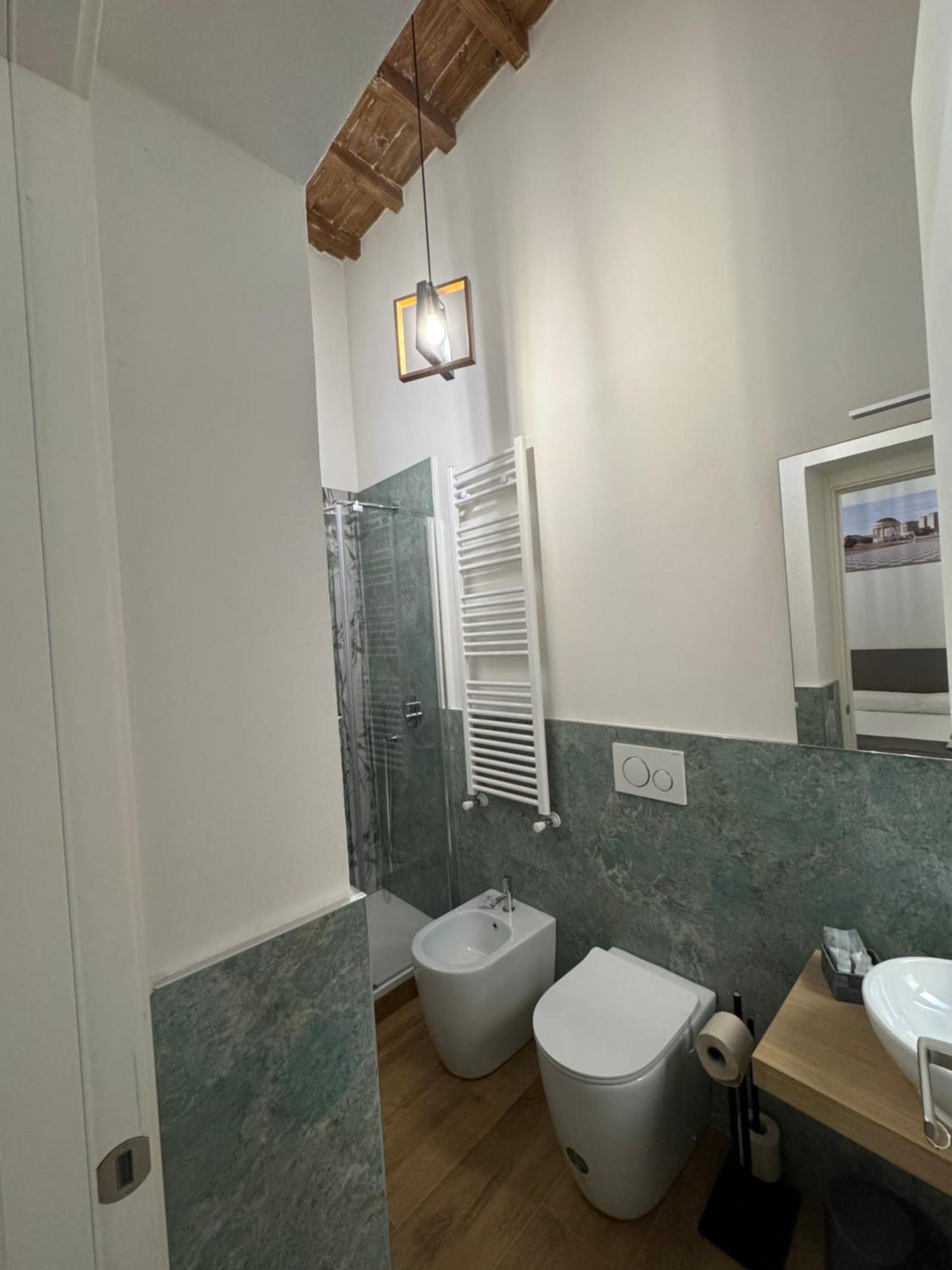 Double Room Private Bathroom