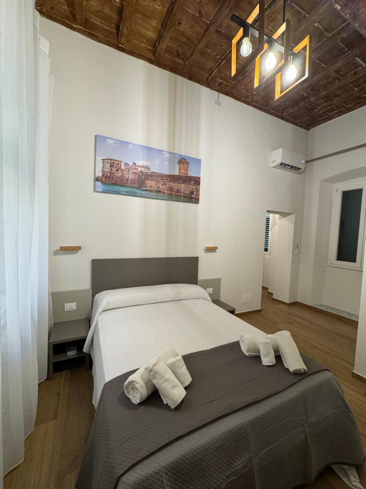 Double Room Private Bathroom