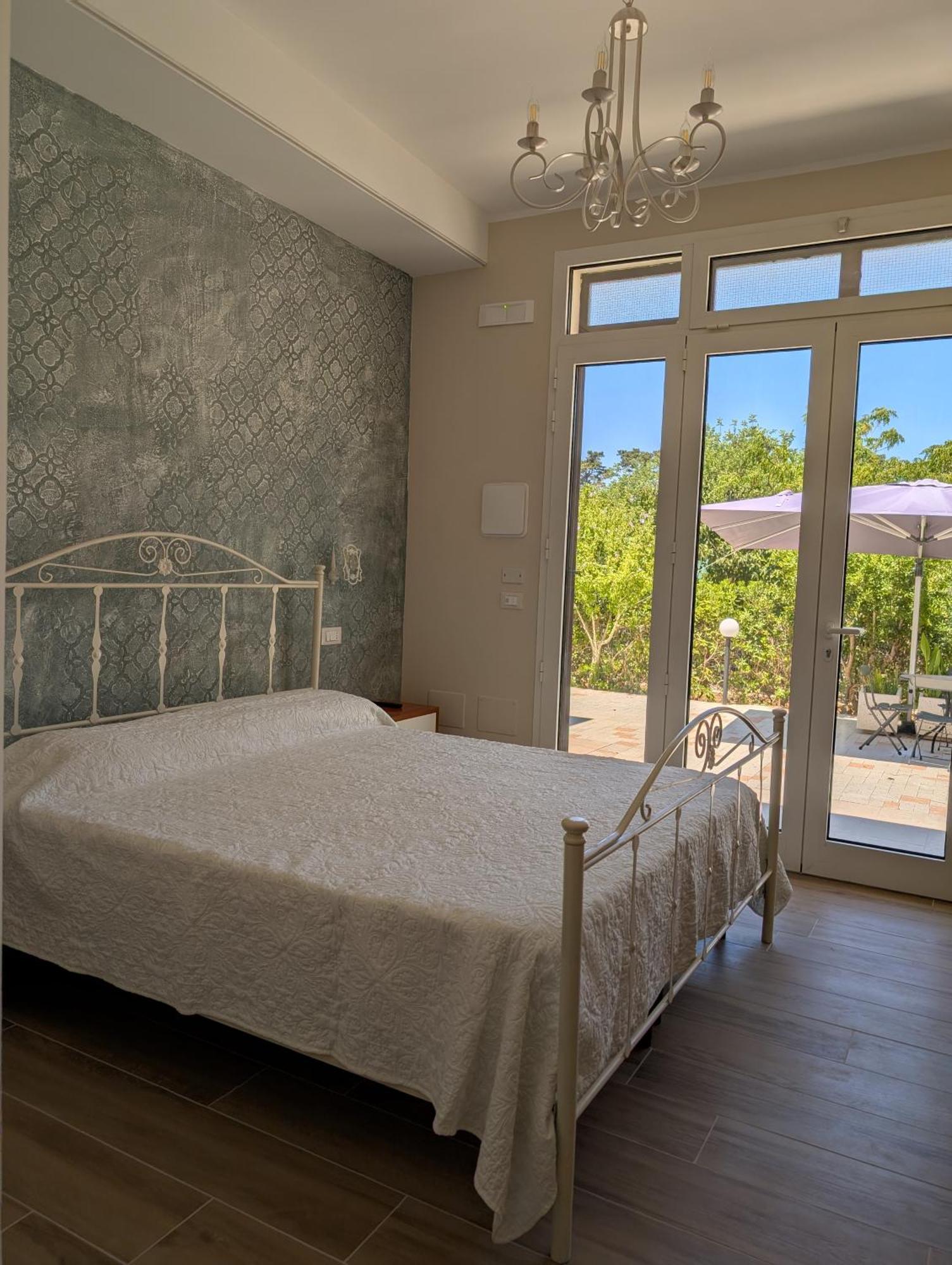 Double or Twin Room Bathroom