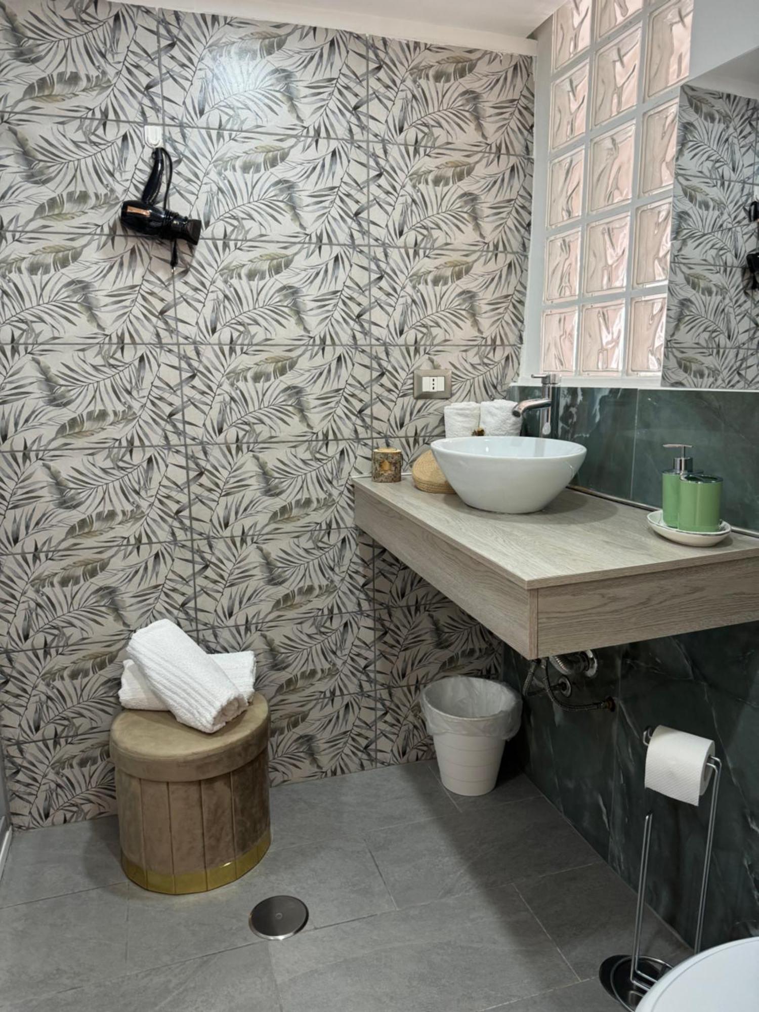 Double Room Private Bathroom