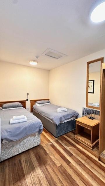 Standard Twin Room,1703577035:JPEG