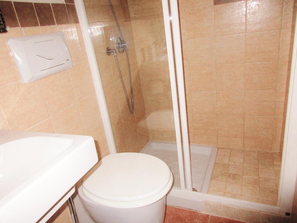 Small Twin Room