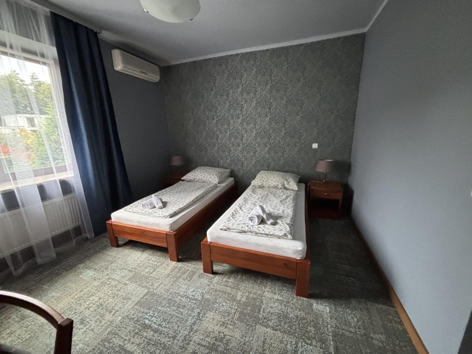 Pokój dwuosobowy z prywatną łazienką