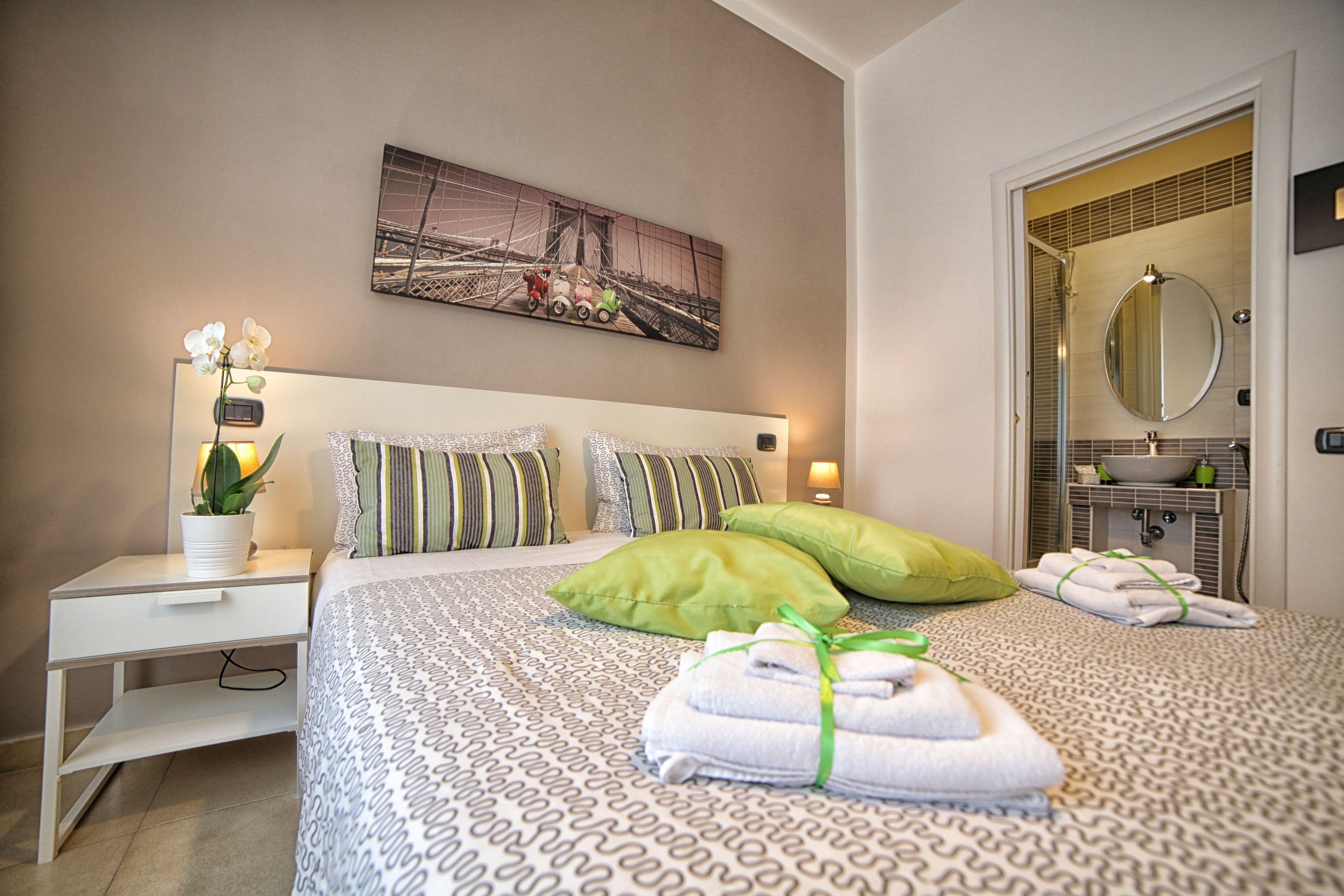 Double or Twin Room with Bathroom
