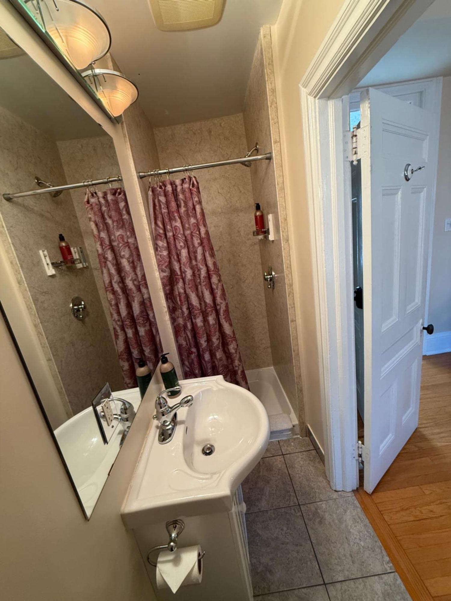 Double Room Private Bathroom,1731437755:JPEG