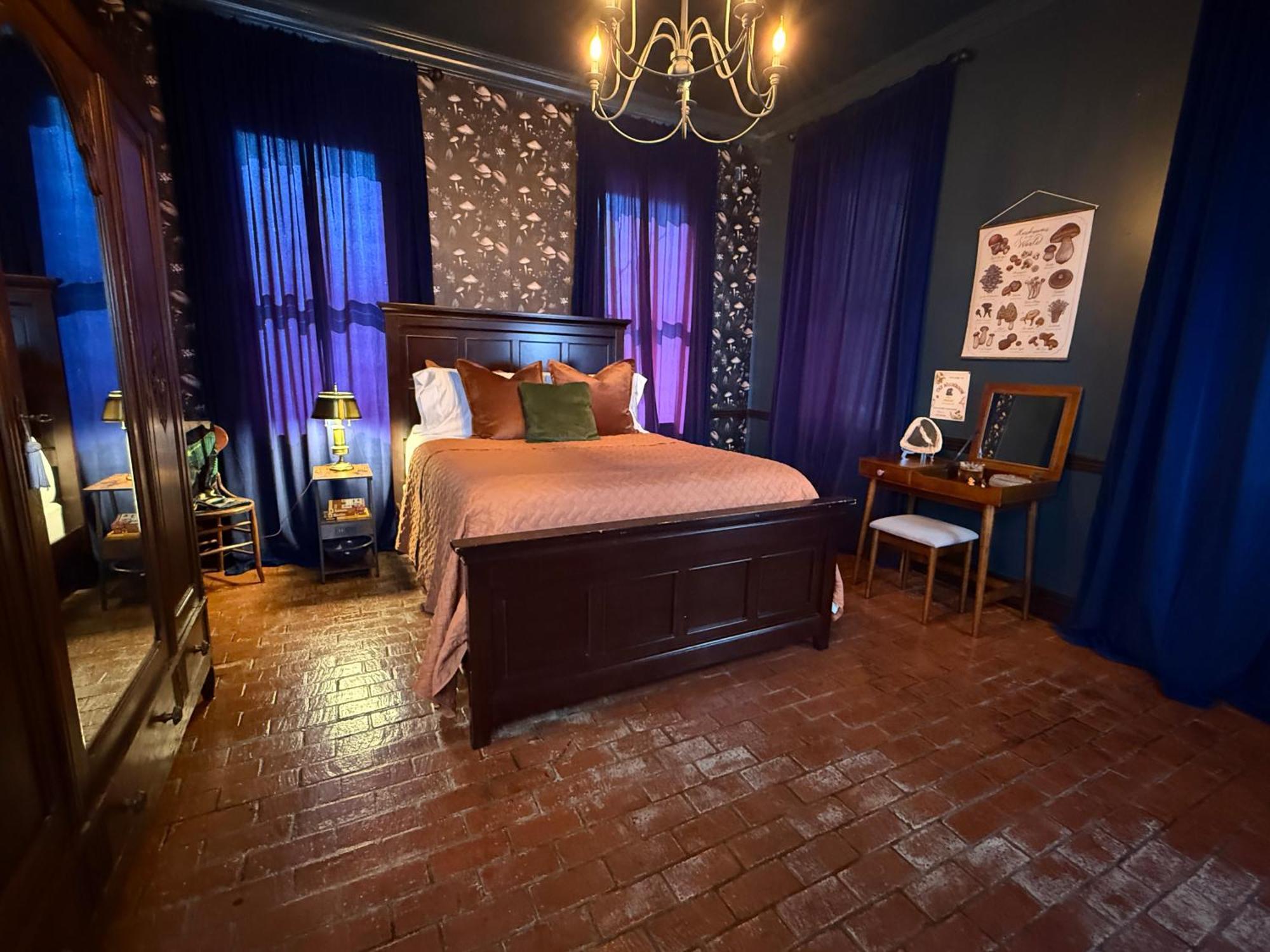 Junior Suite with Garden View