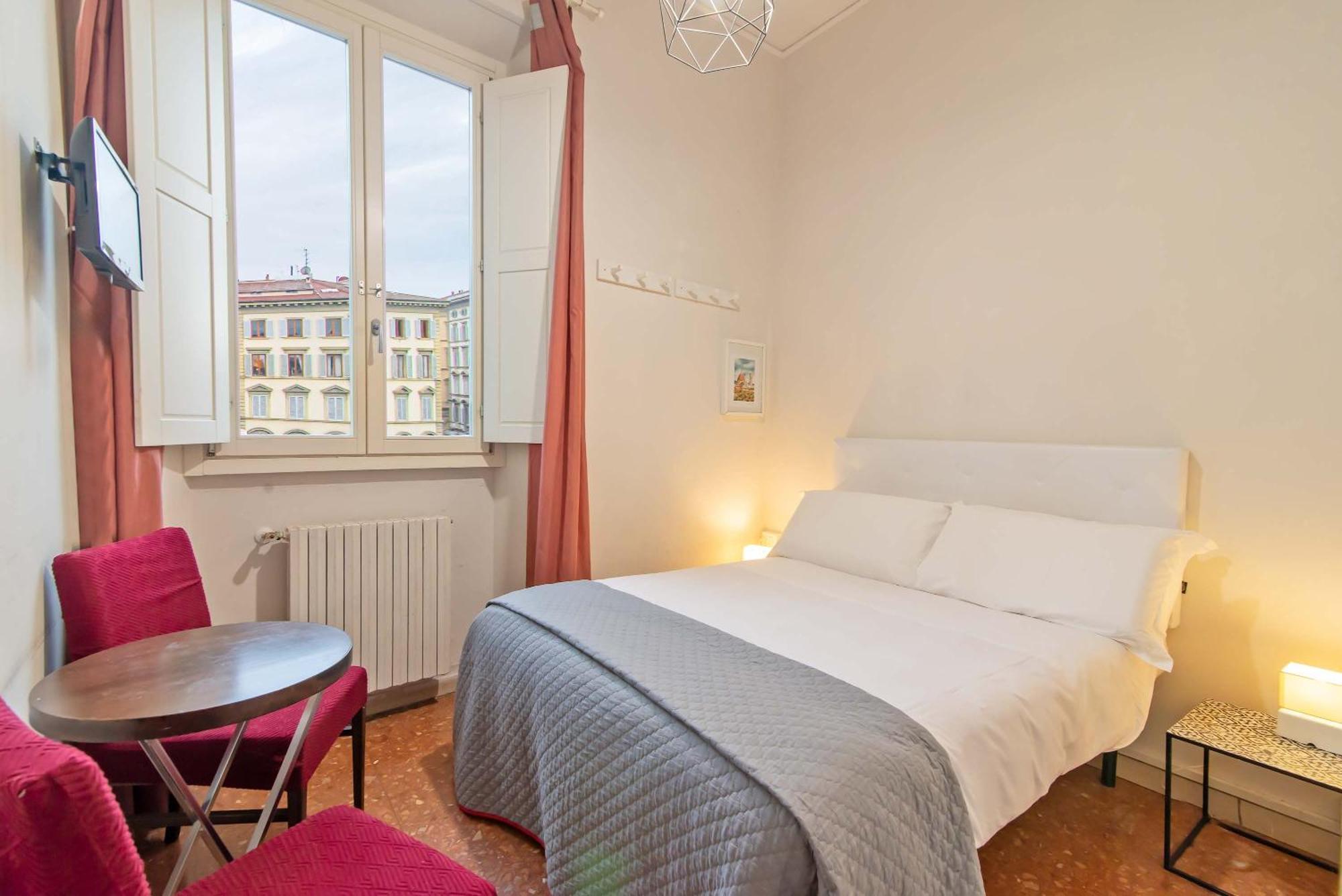 Small Double Room,1742703317:JPEG