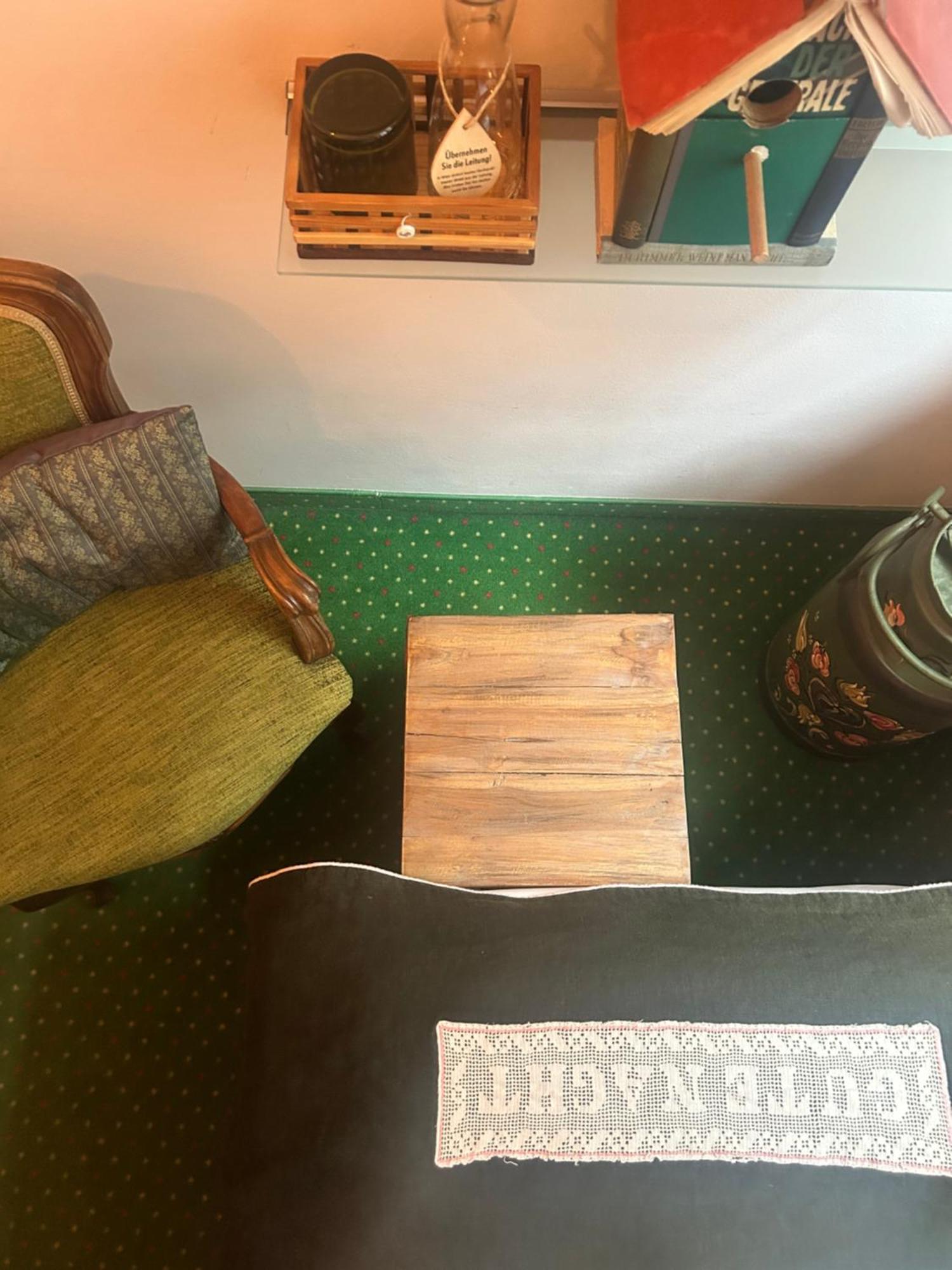 Single Room,1742710756:JPEG