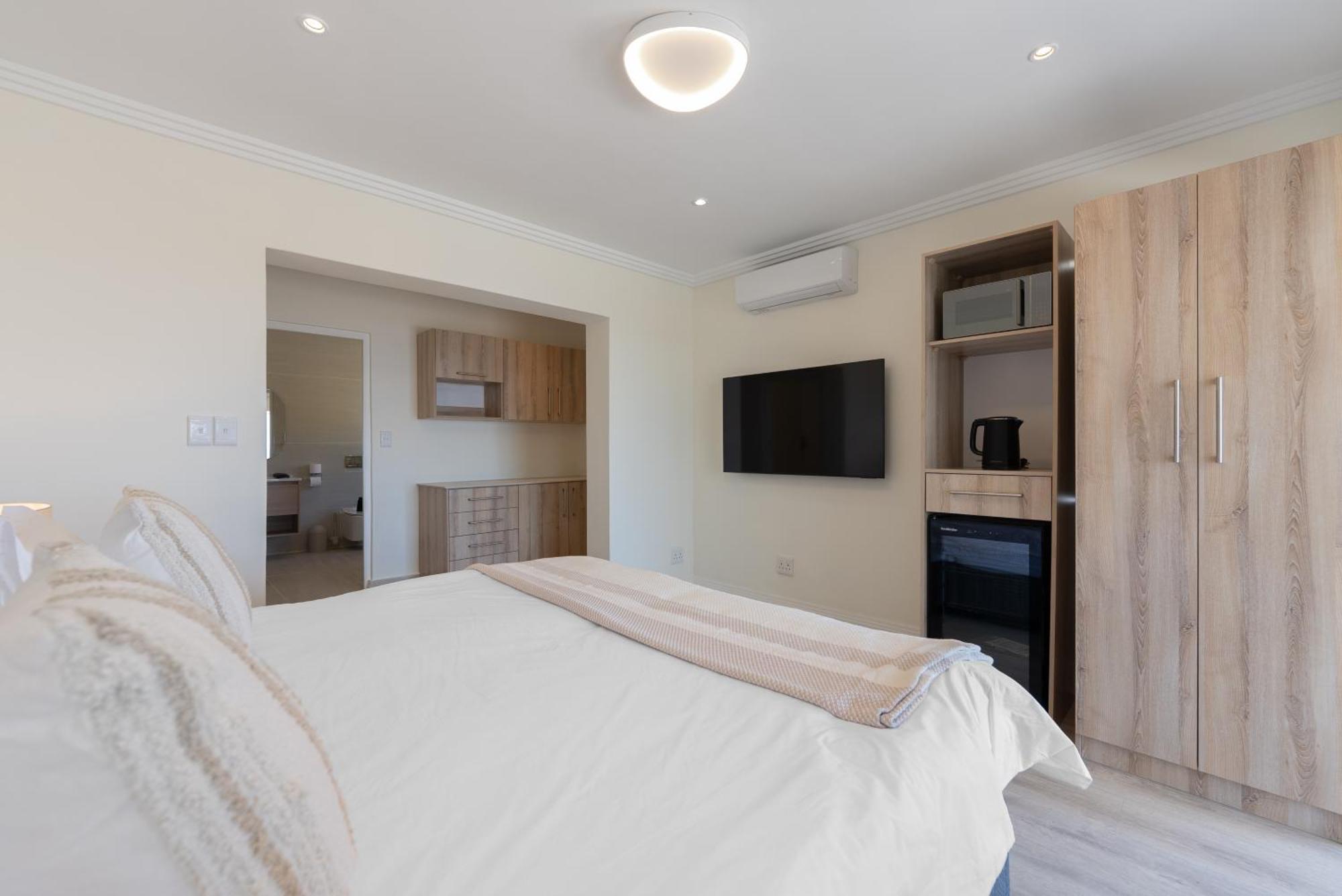 Double or Twin Room with Kitchenette,1742719952:JPEG