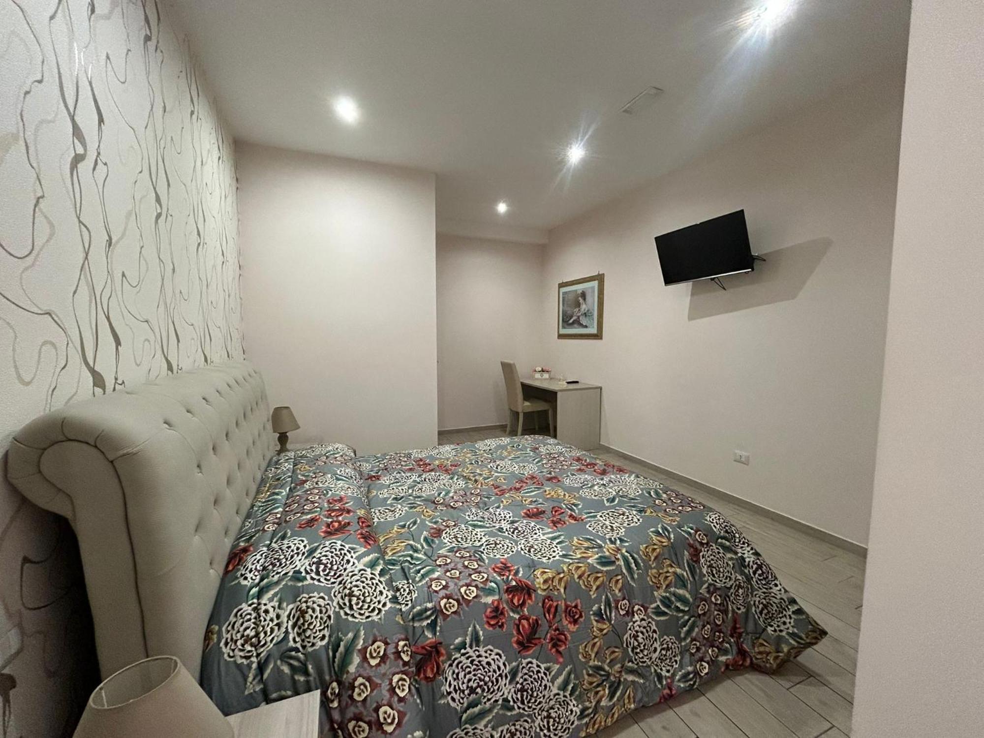 Large Double Room