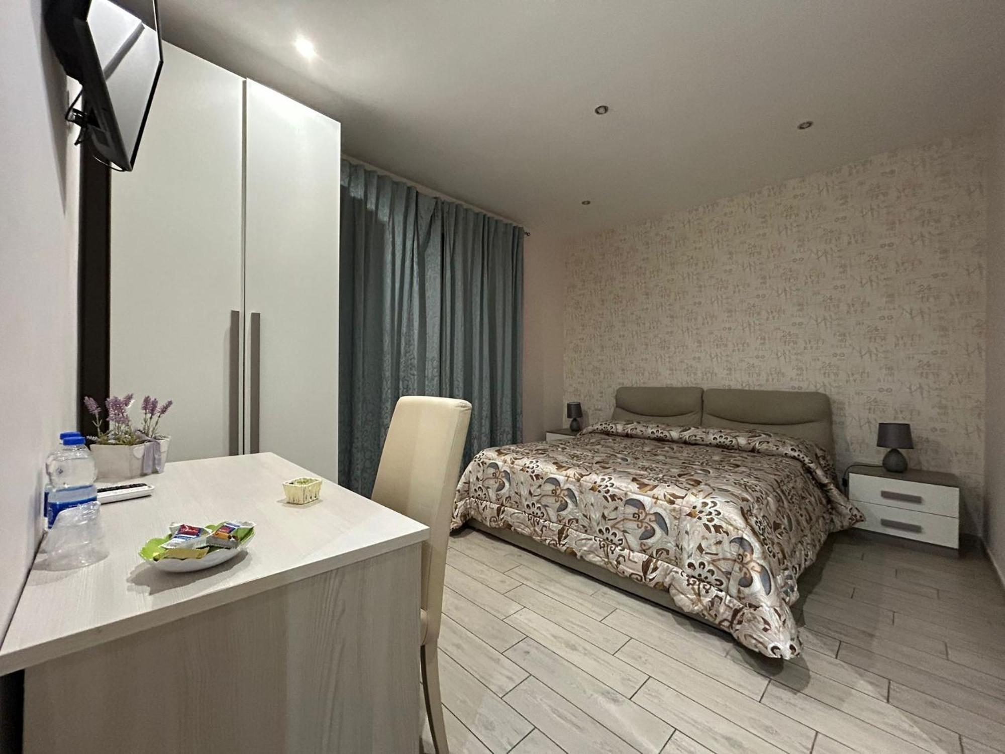 Large Double Room