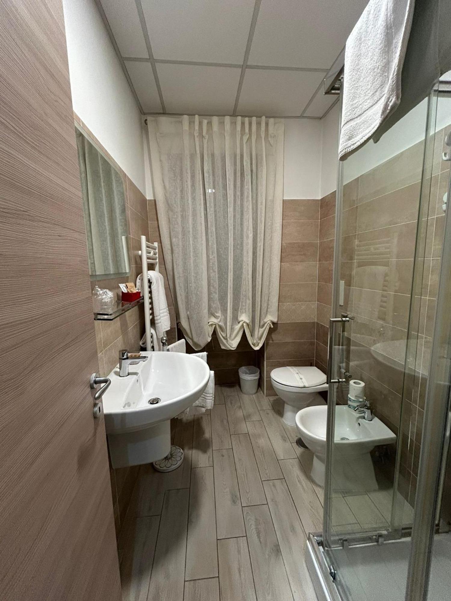 Large Double Room