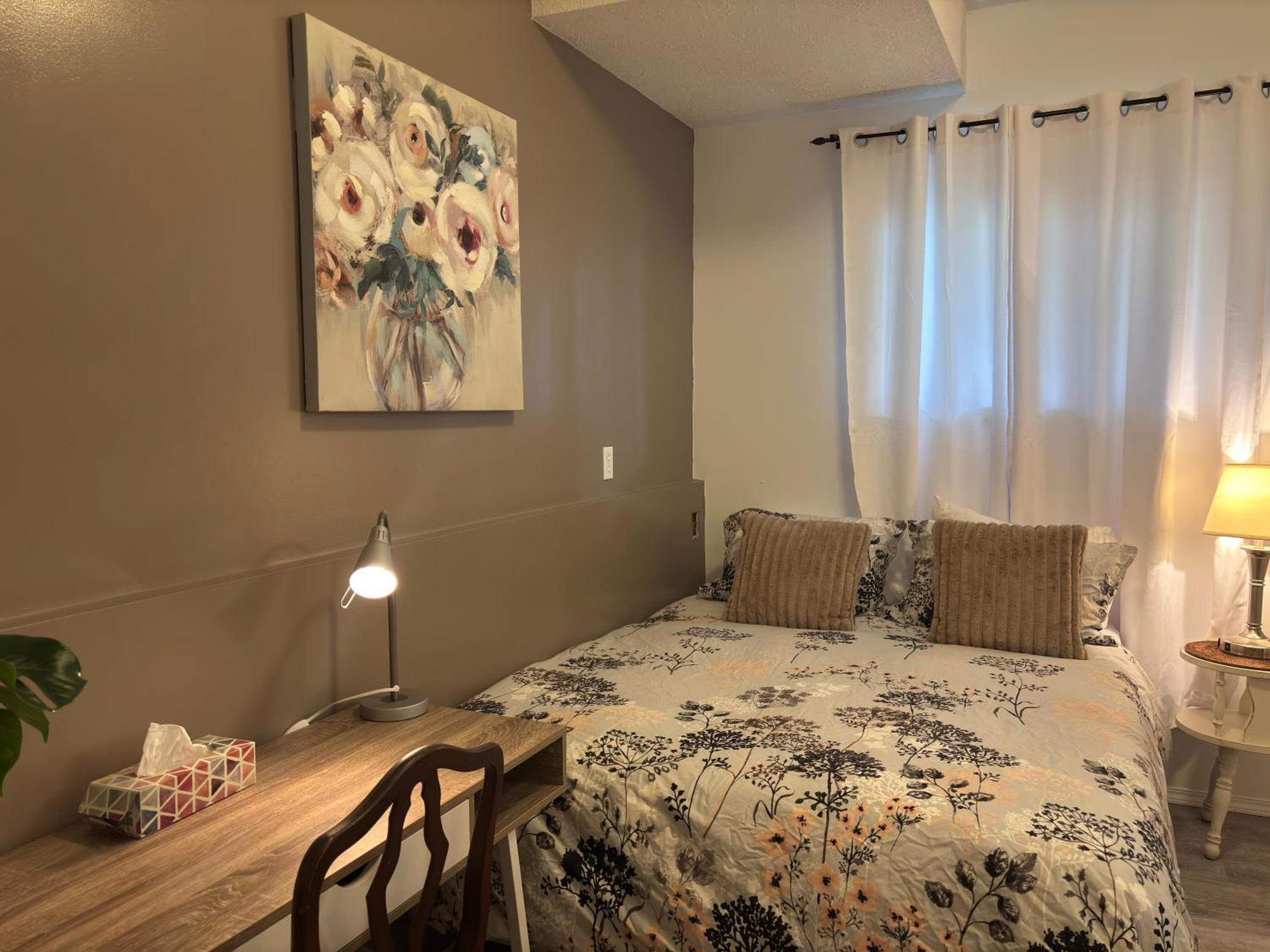 Queen Room
