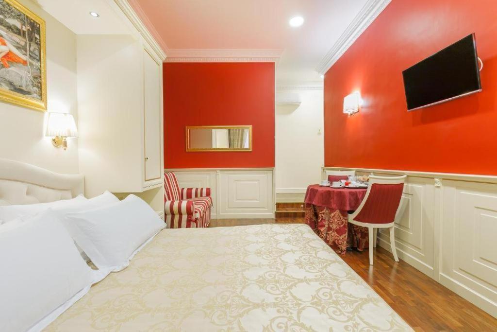 Deluxe Triple Room,1744471091:JPEG