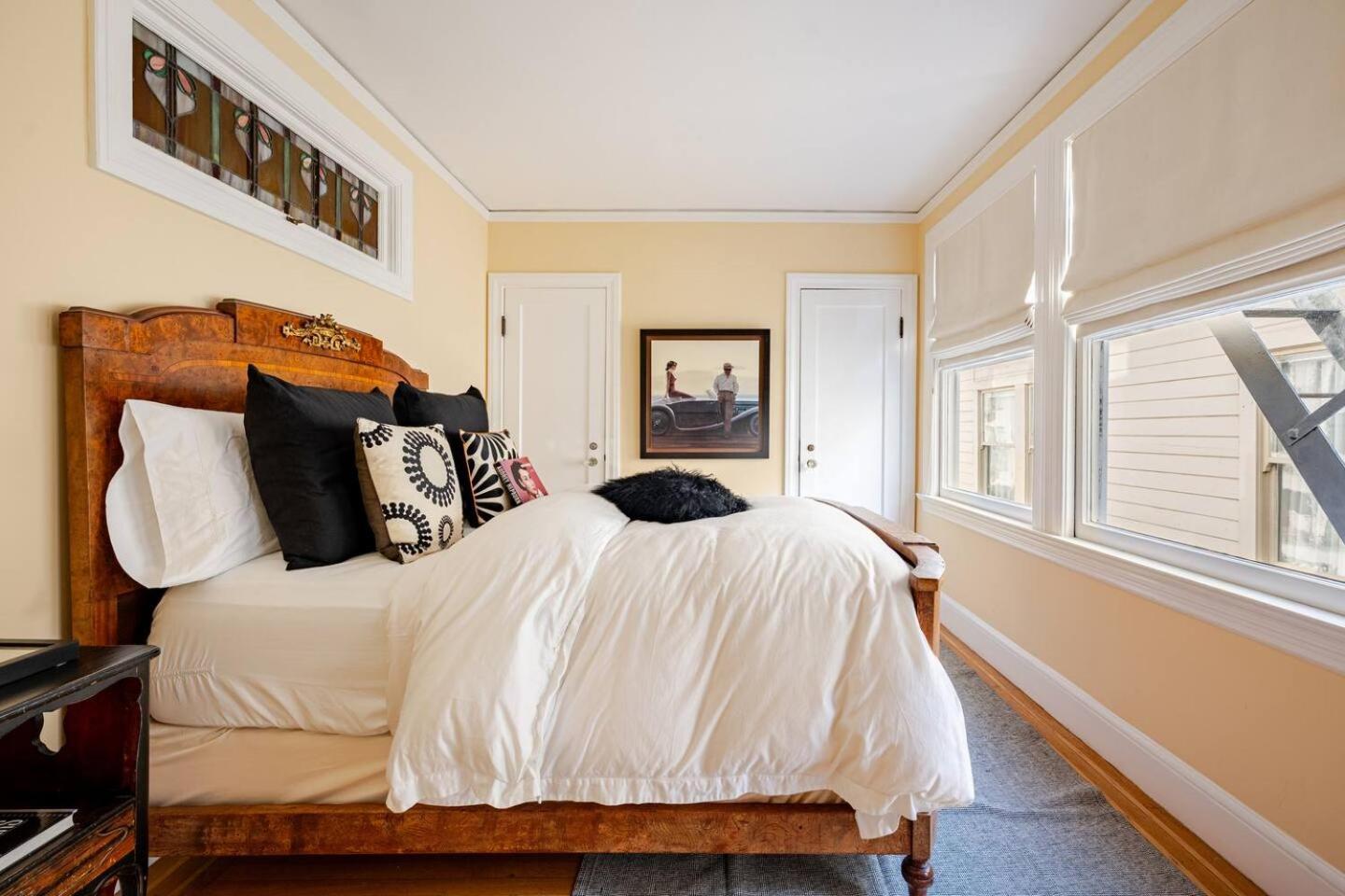 Four-Bedroom Holiday Home