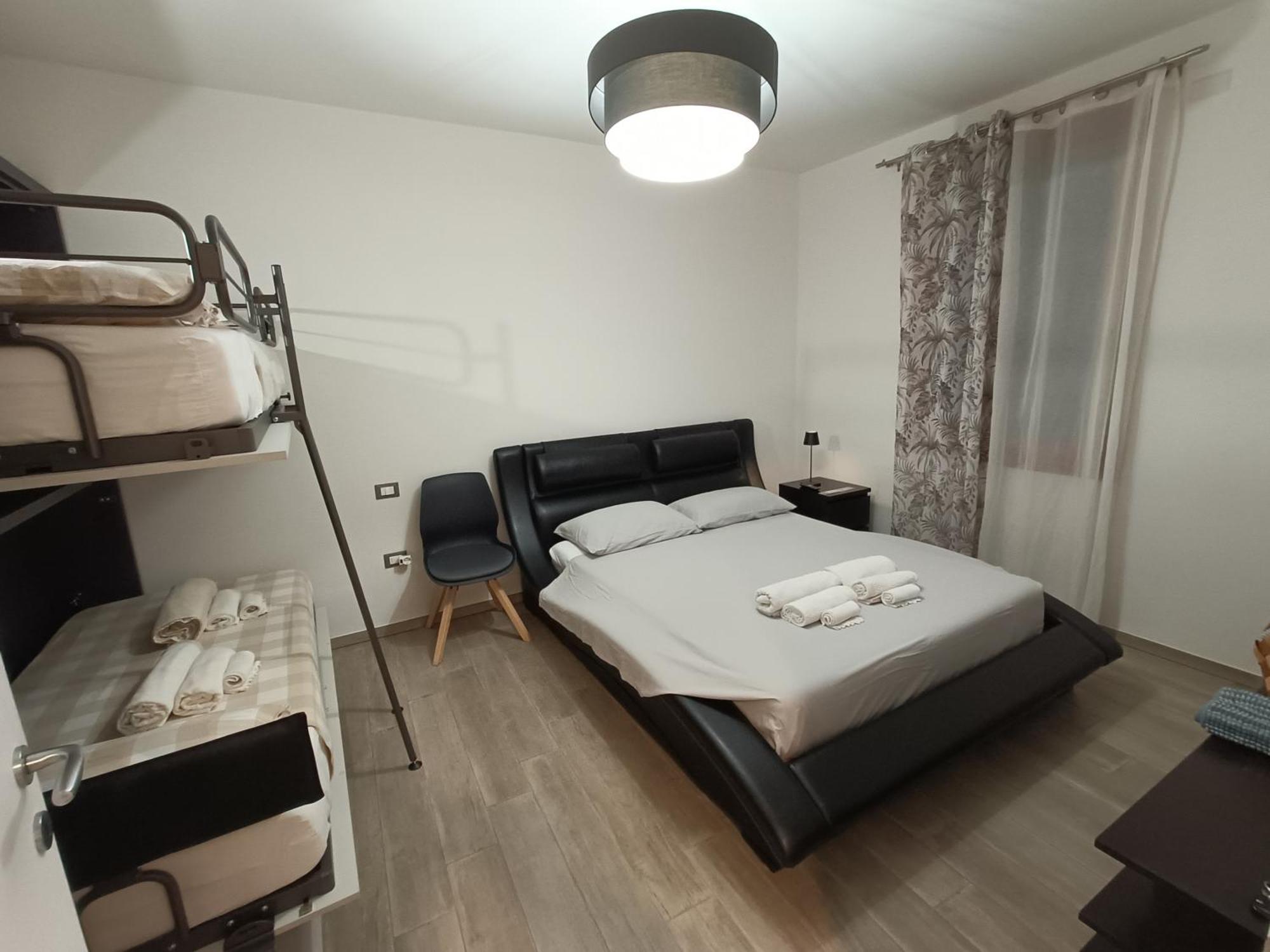 Quadruple Room Private Bathroom