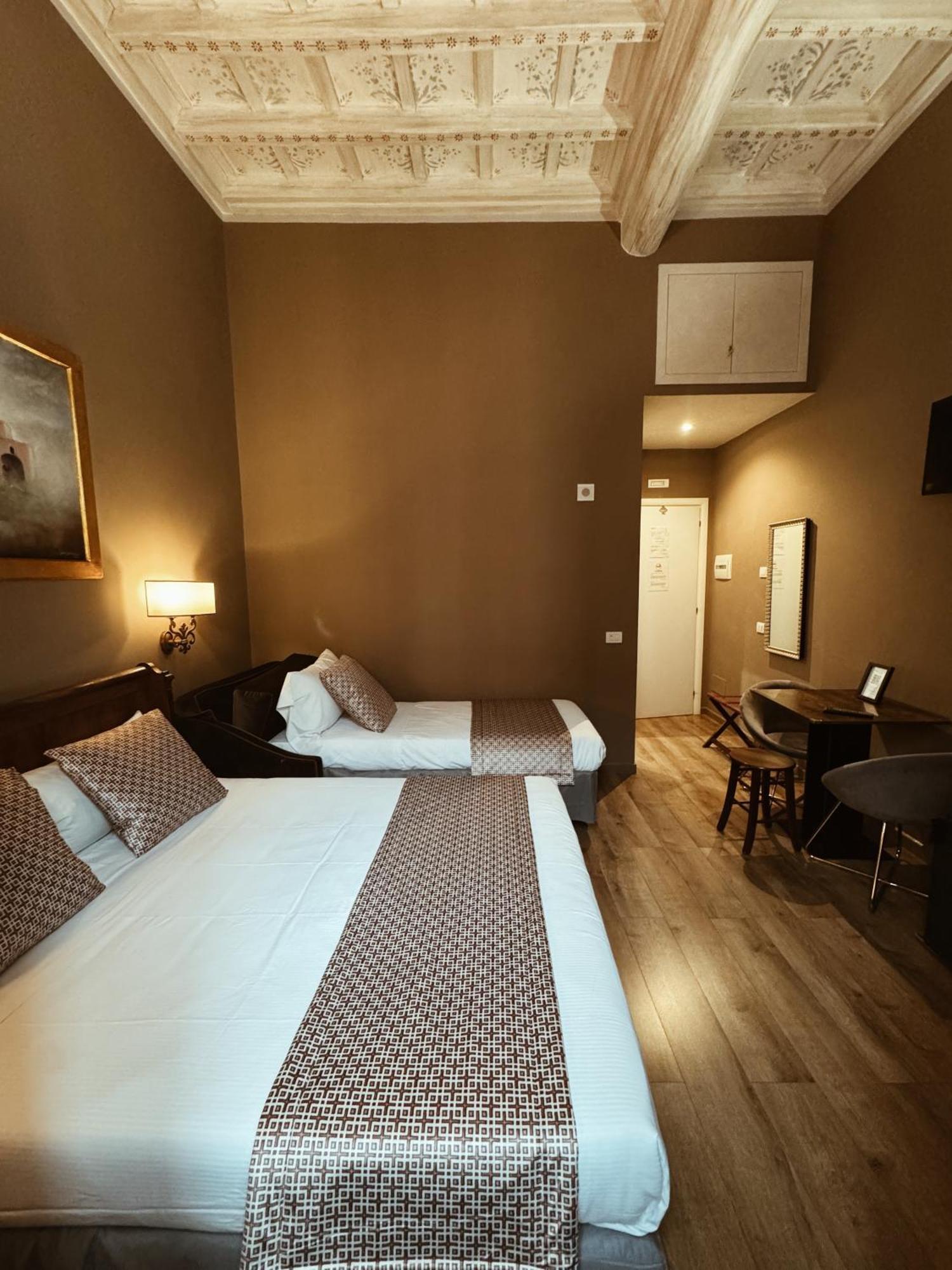 Classic Triple Room,1746852453:JPEG