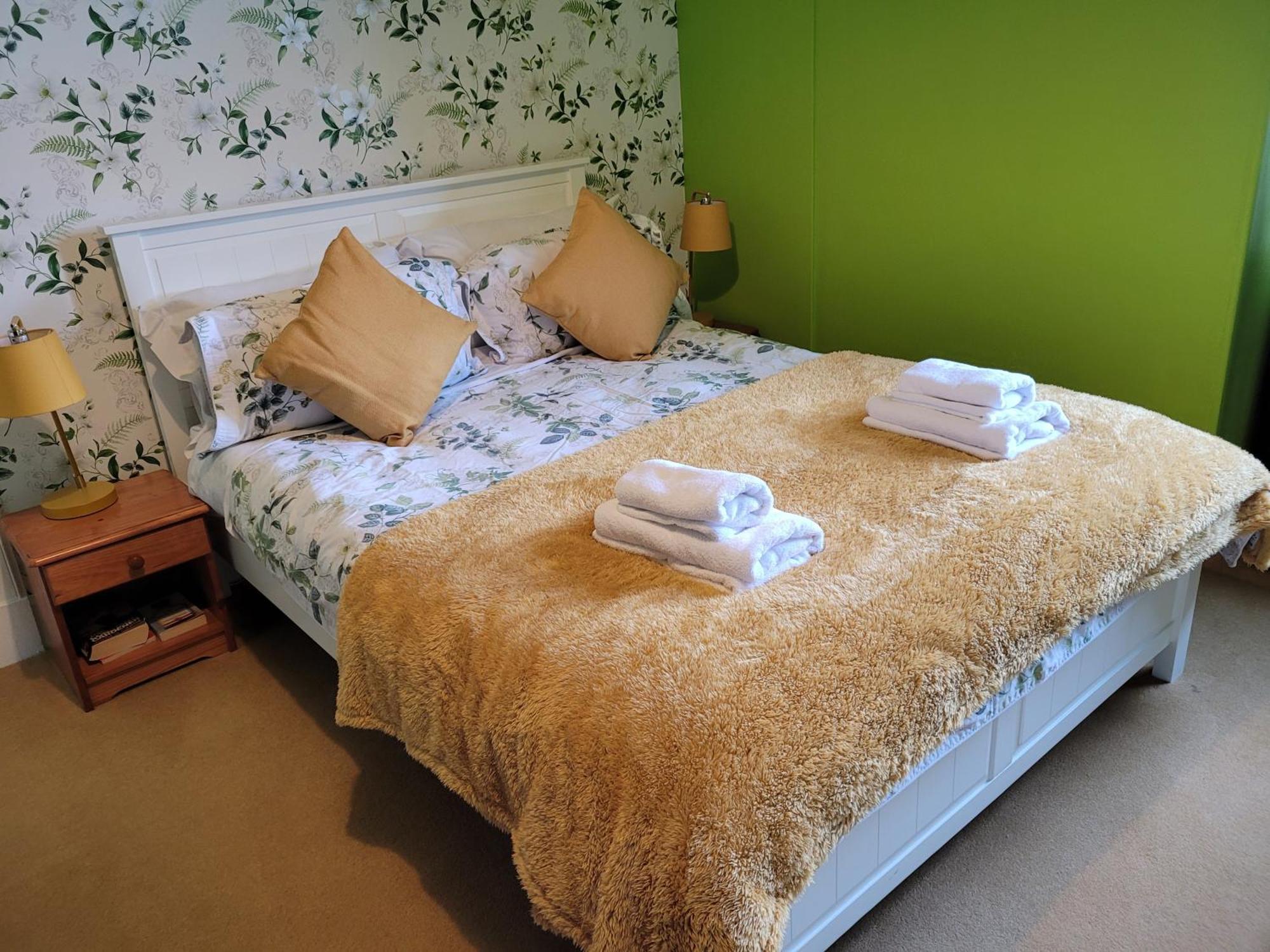 Double Room with Private Bathroom