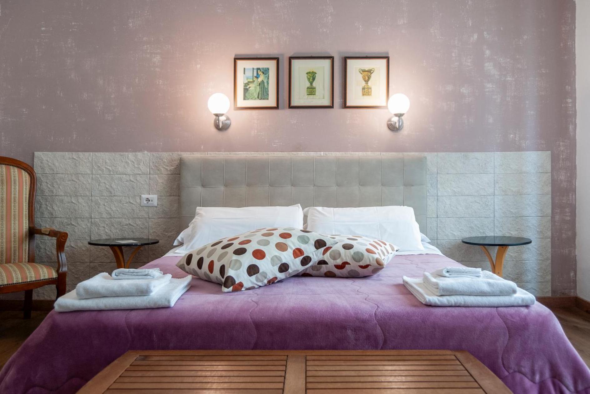 Large Double Room,1746911859:JPEG