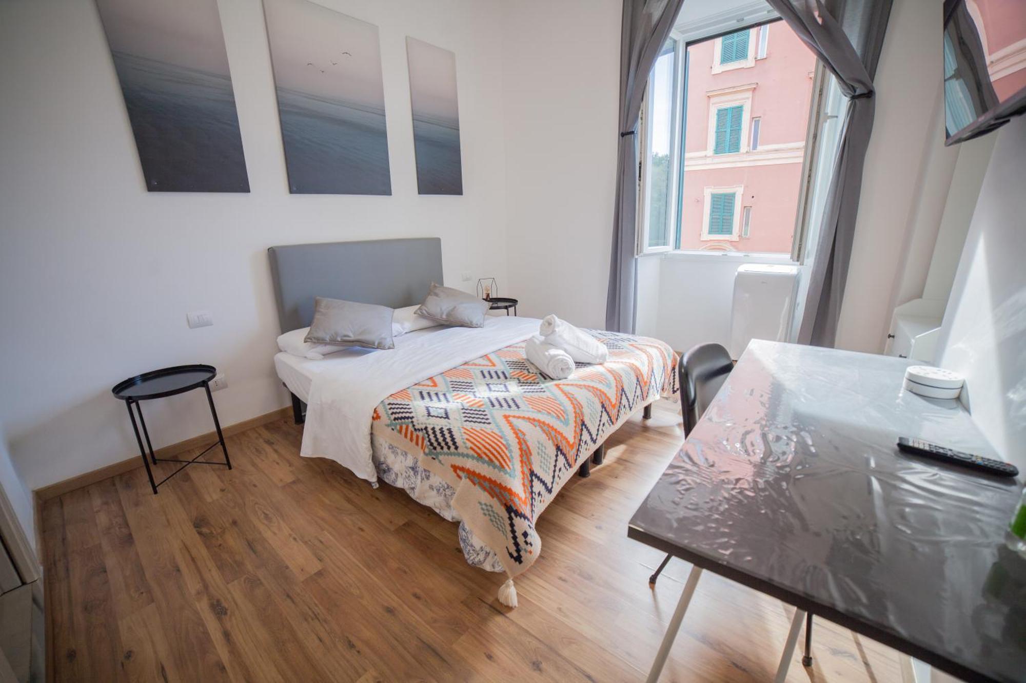 Double Room Private Bathroom