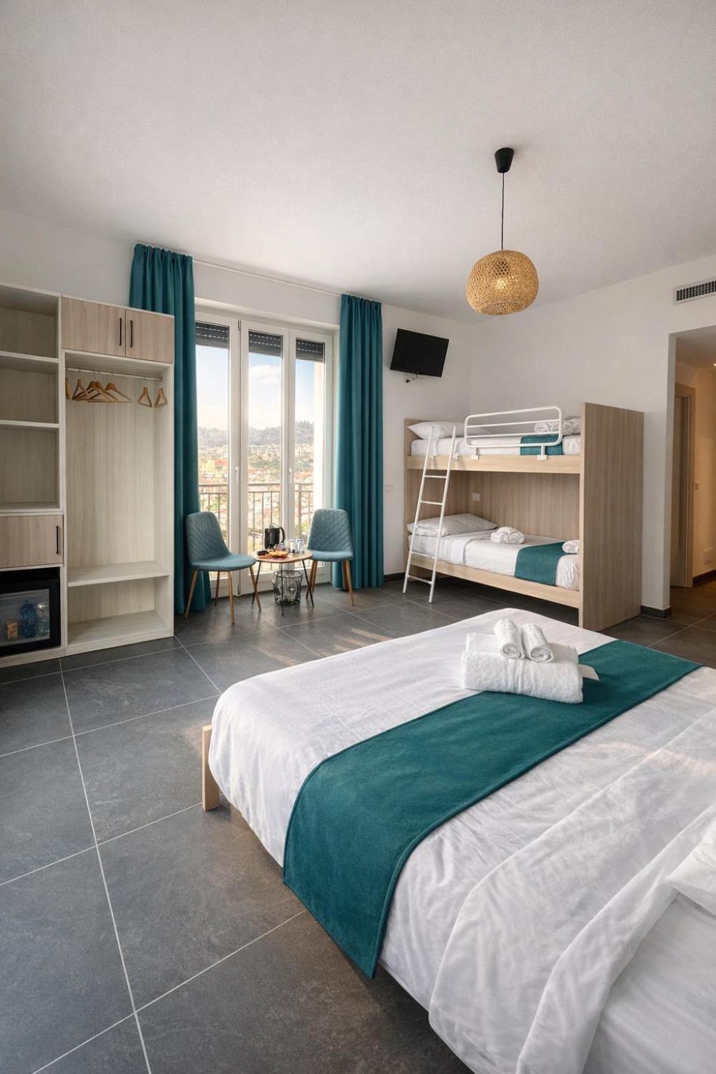 Quadruple Room Lake View No Spa Bath