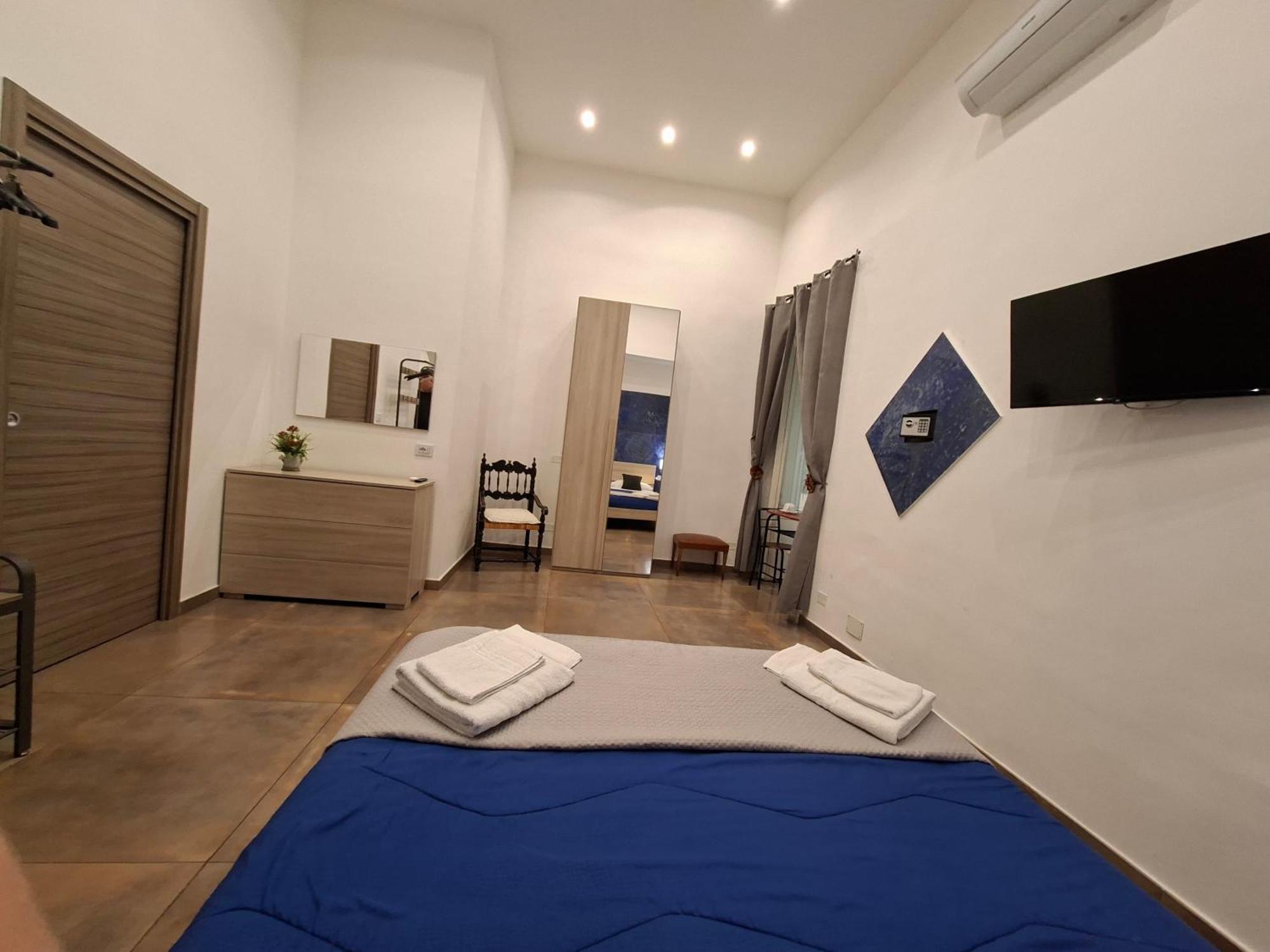 Double Room,1756715624:JPEG