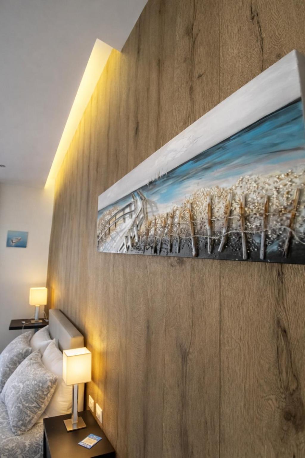 Large Double Room