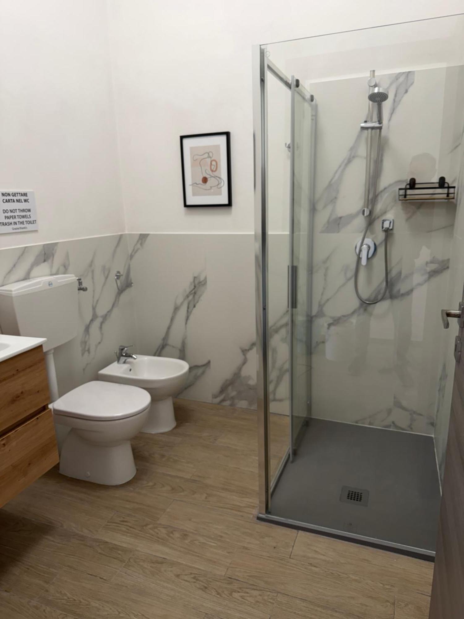 Double Room Private Bathroom