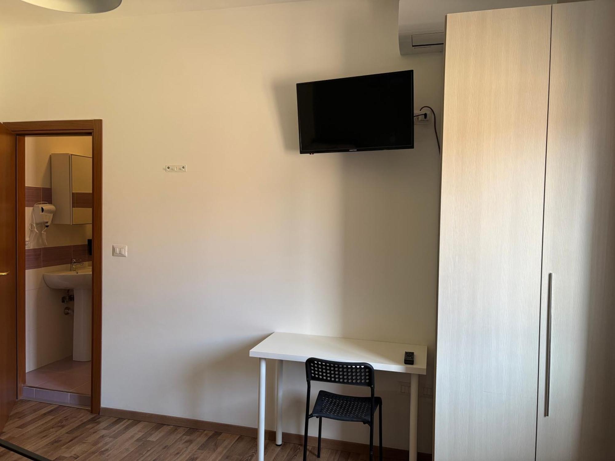 Classic Quadruple Room