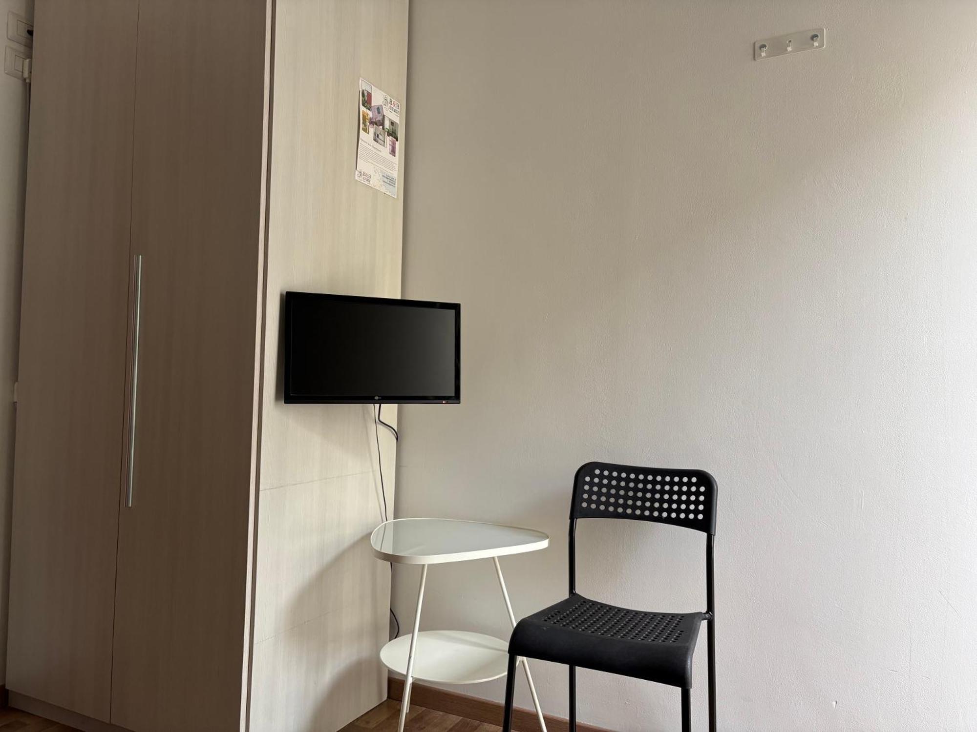 Single Room Balcony