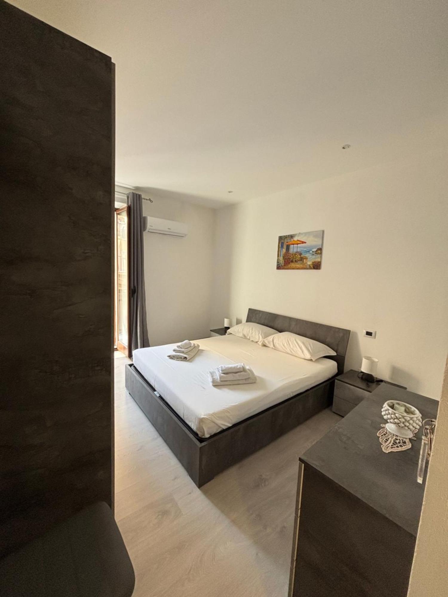 Deluxe Room,1758879042:JPEG