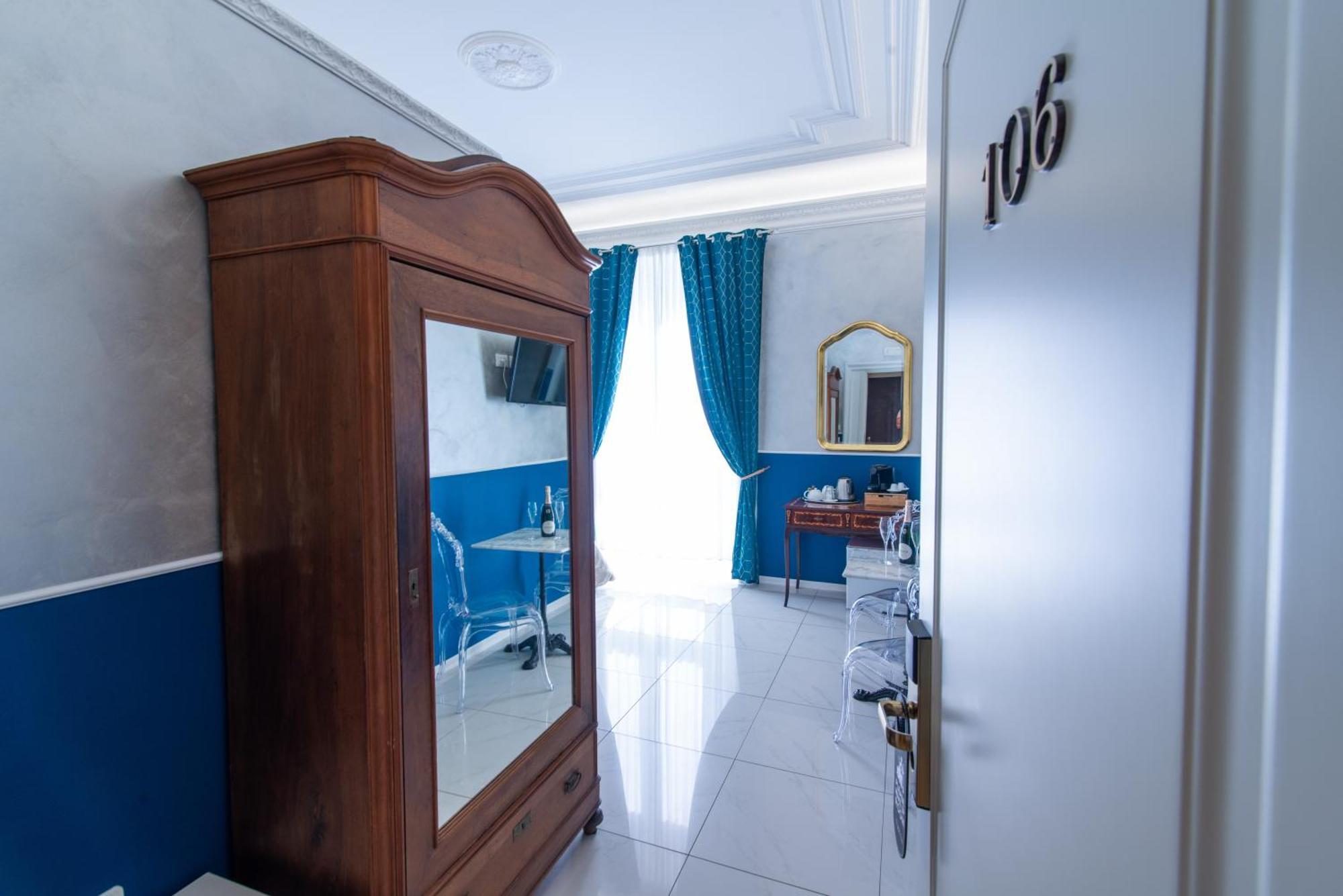 Large Double Room