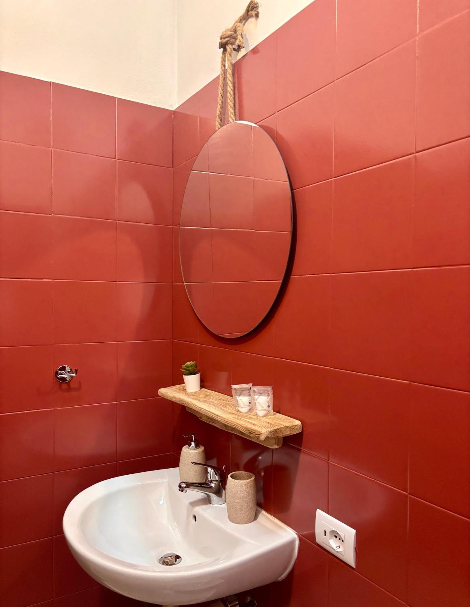 Double Room Private Bathroom