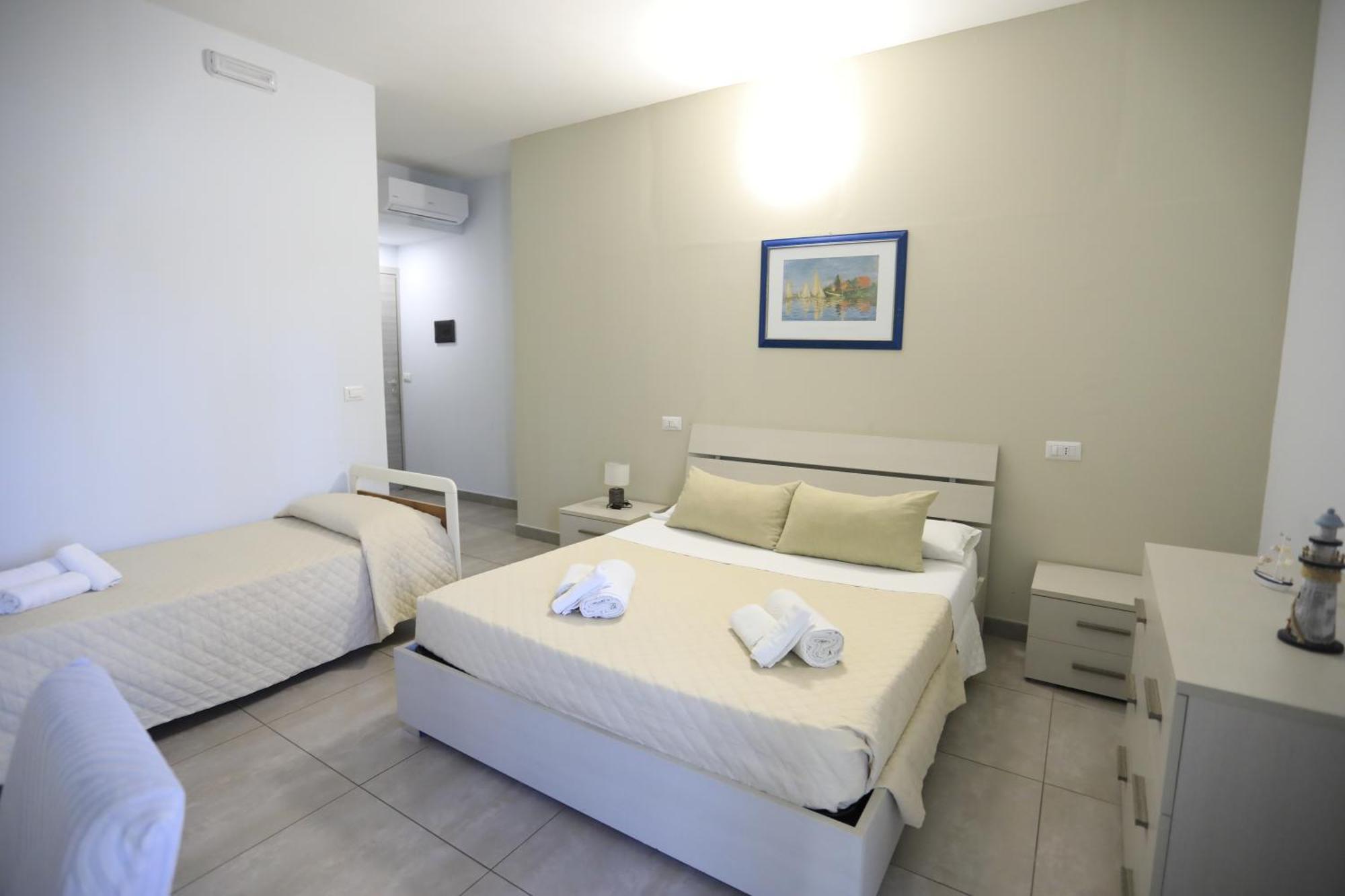 Large Double Room
