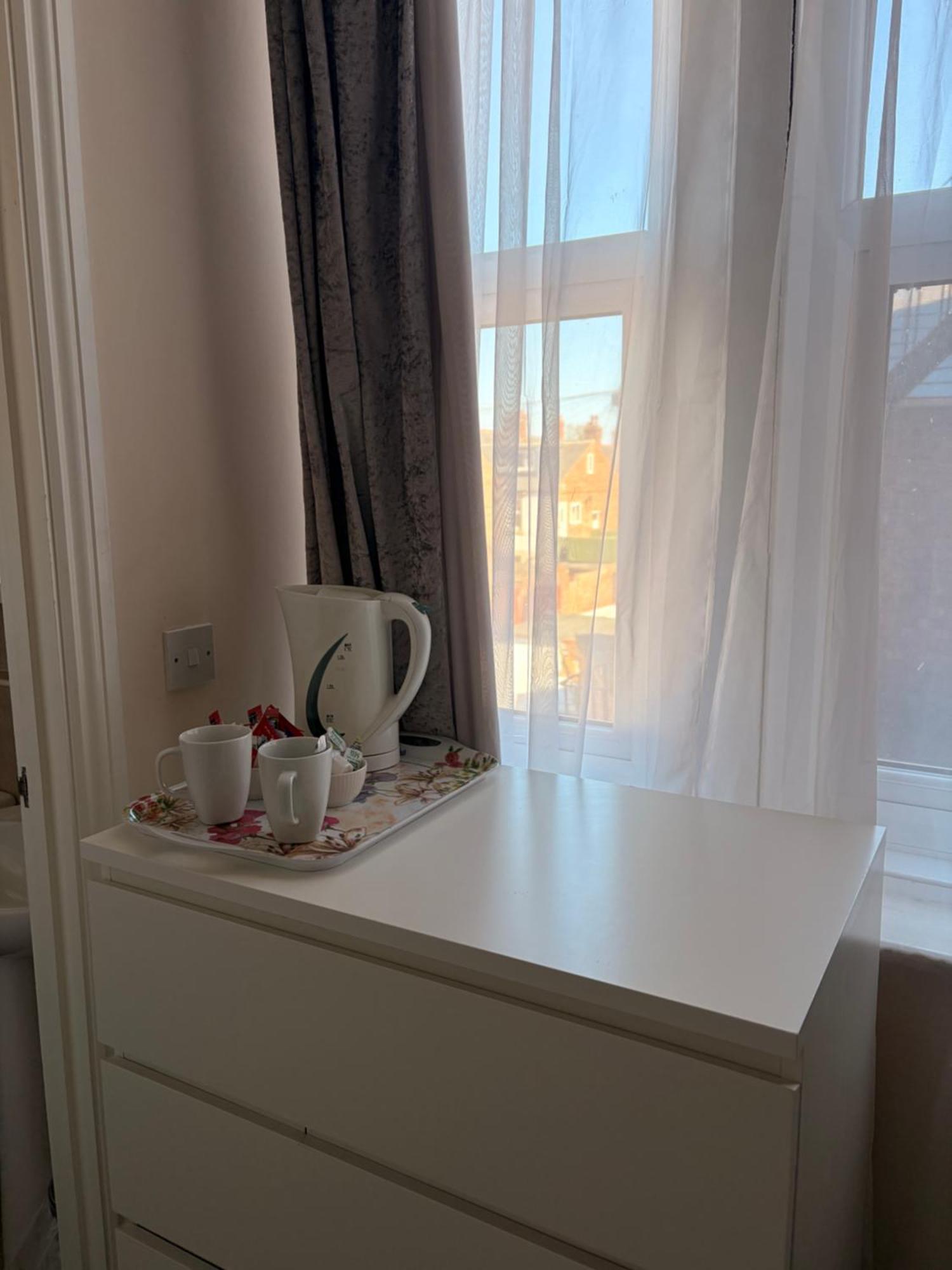 Twin Room,1769558770:JPEG