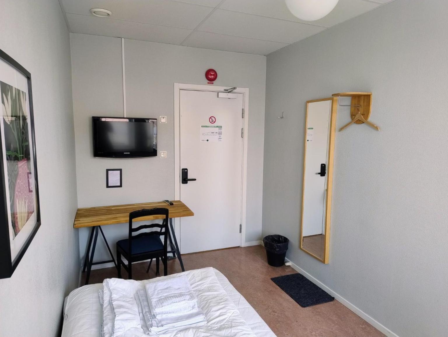 Single Room,1770490400:JPEG