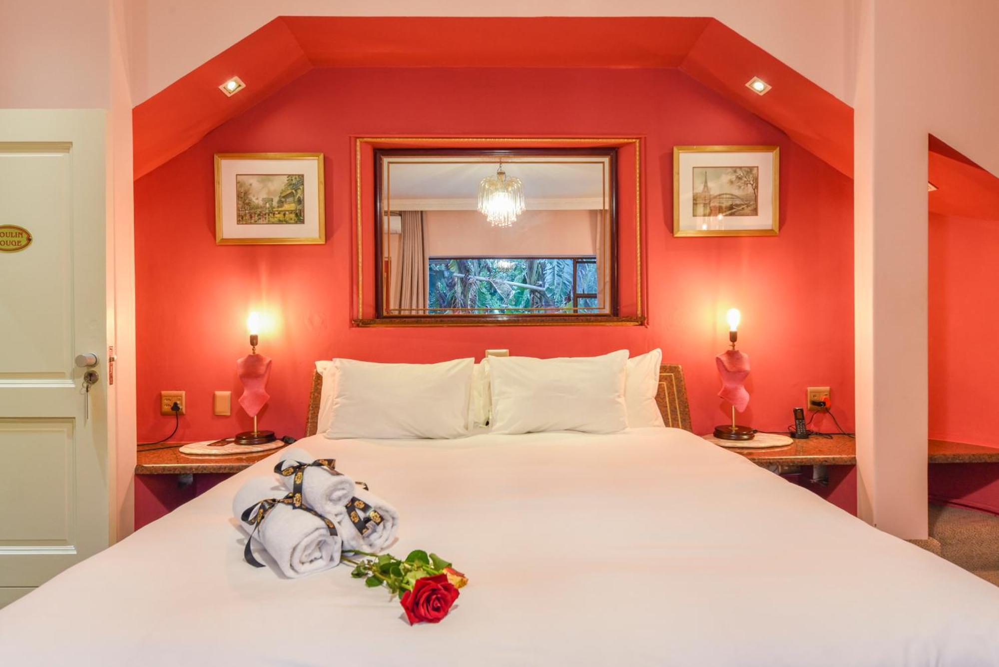 Deluxe Suite