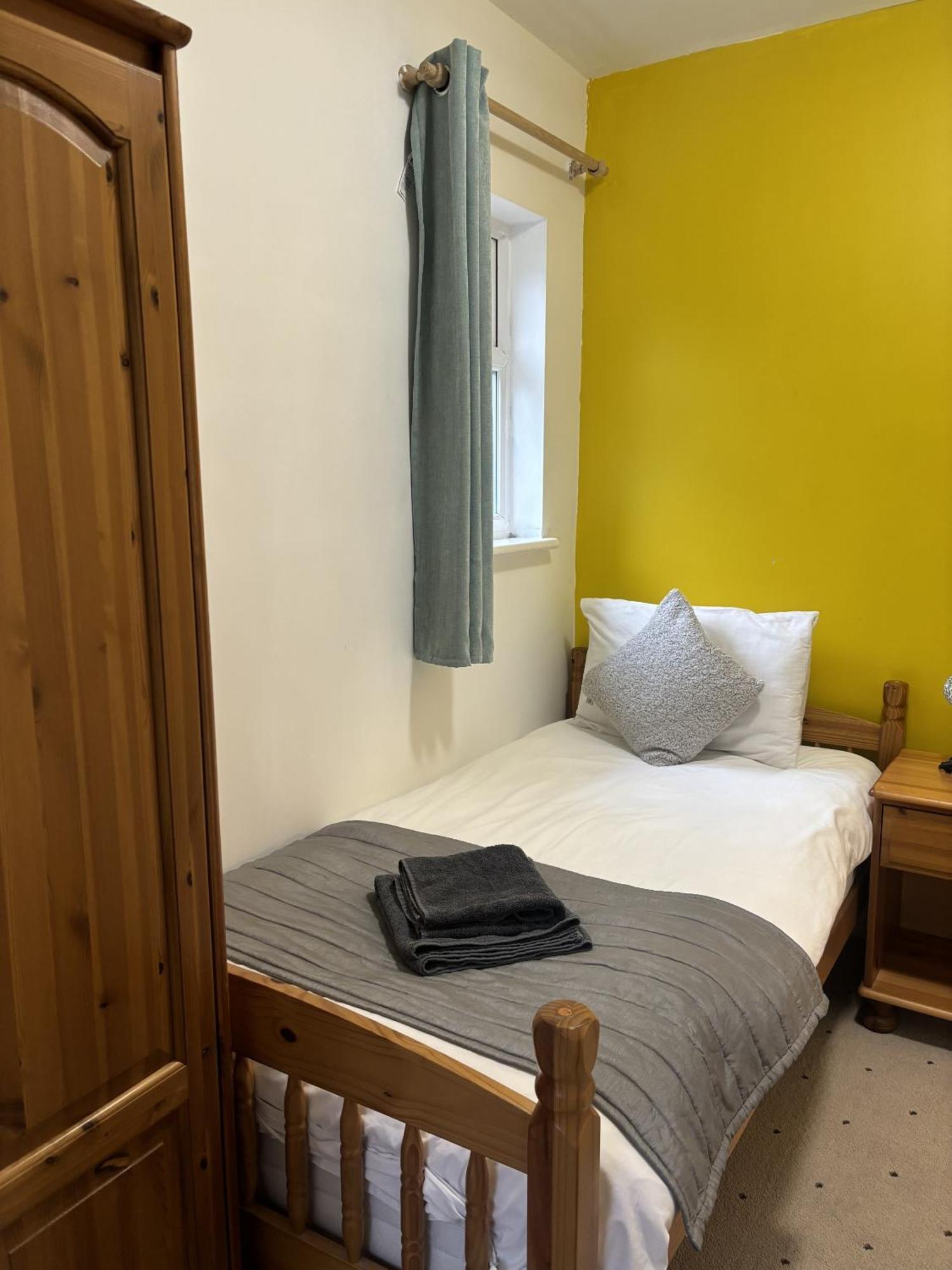 Single Room with Private Bathroom