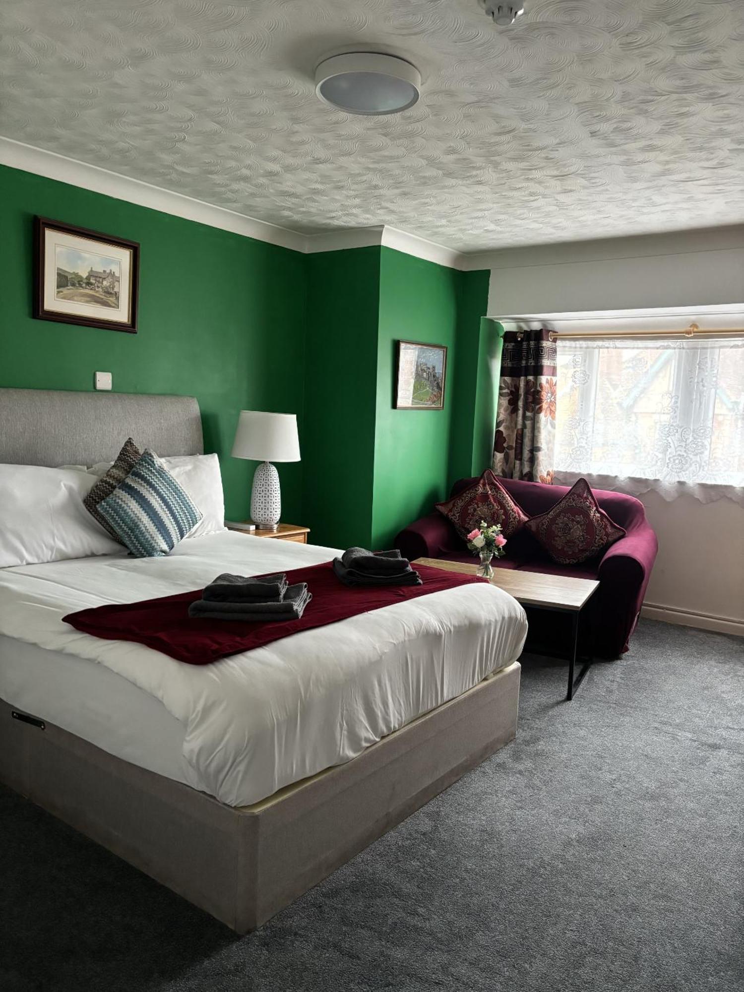 Deluxe Double Room with Bath