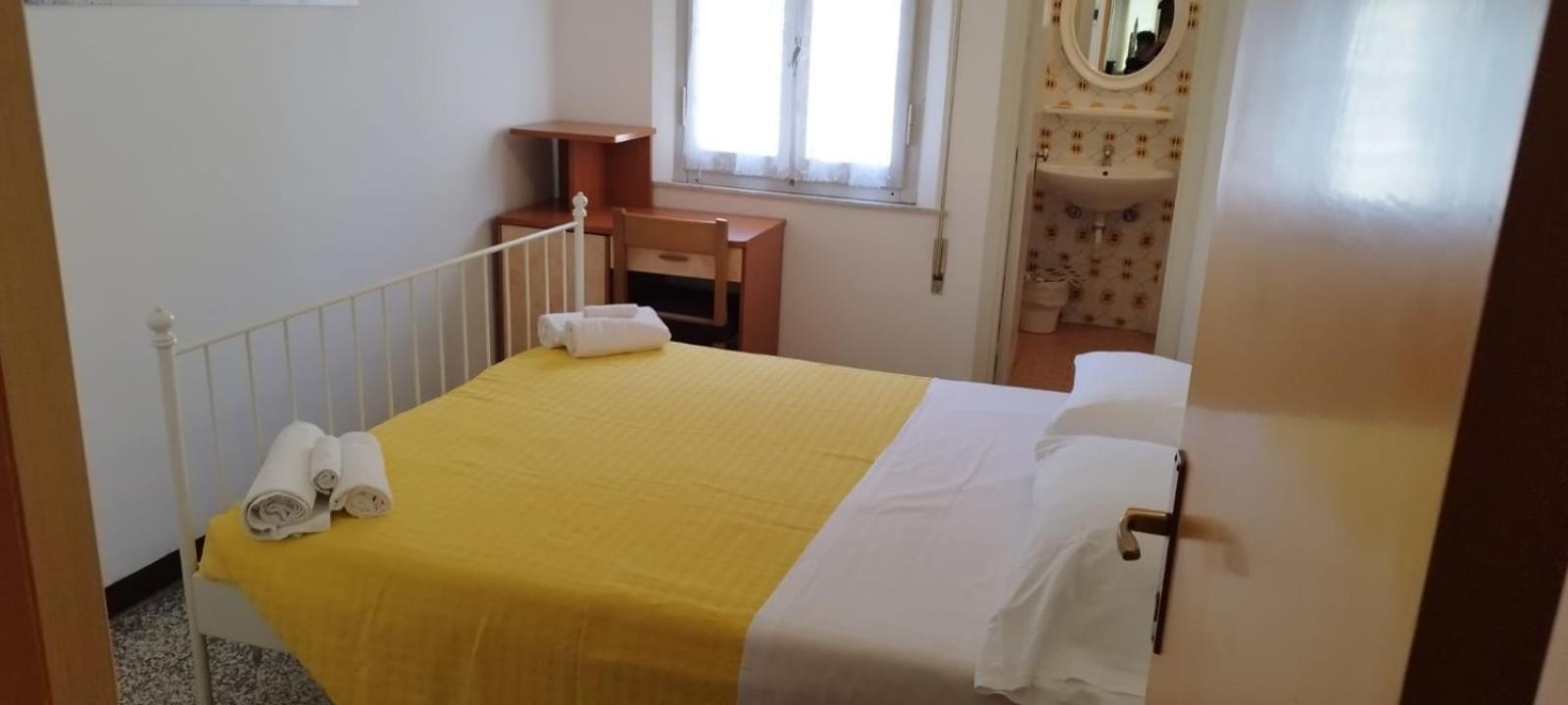 Large Single Room