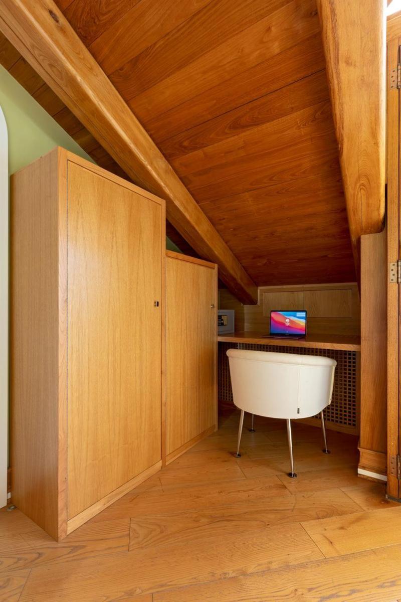 King Room Mountain View