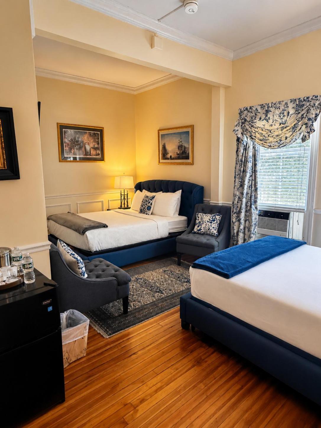 Queen Room with Two Queen Beds